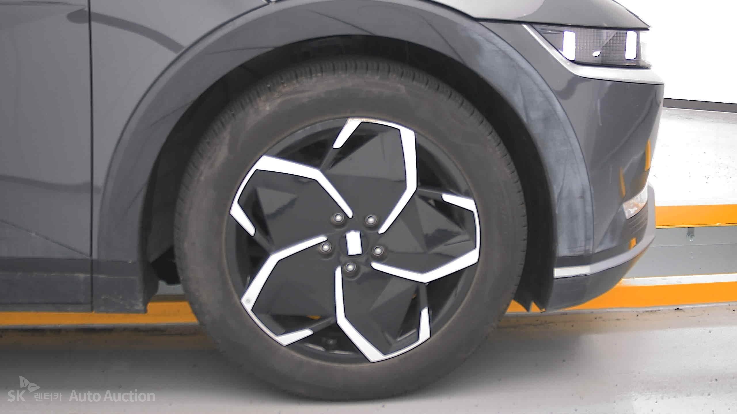 2023 - hyundai ioniq