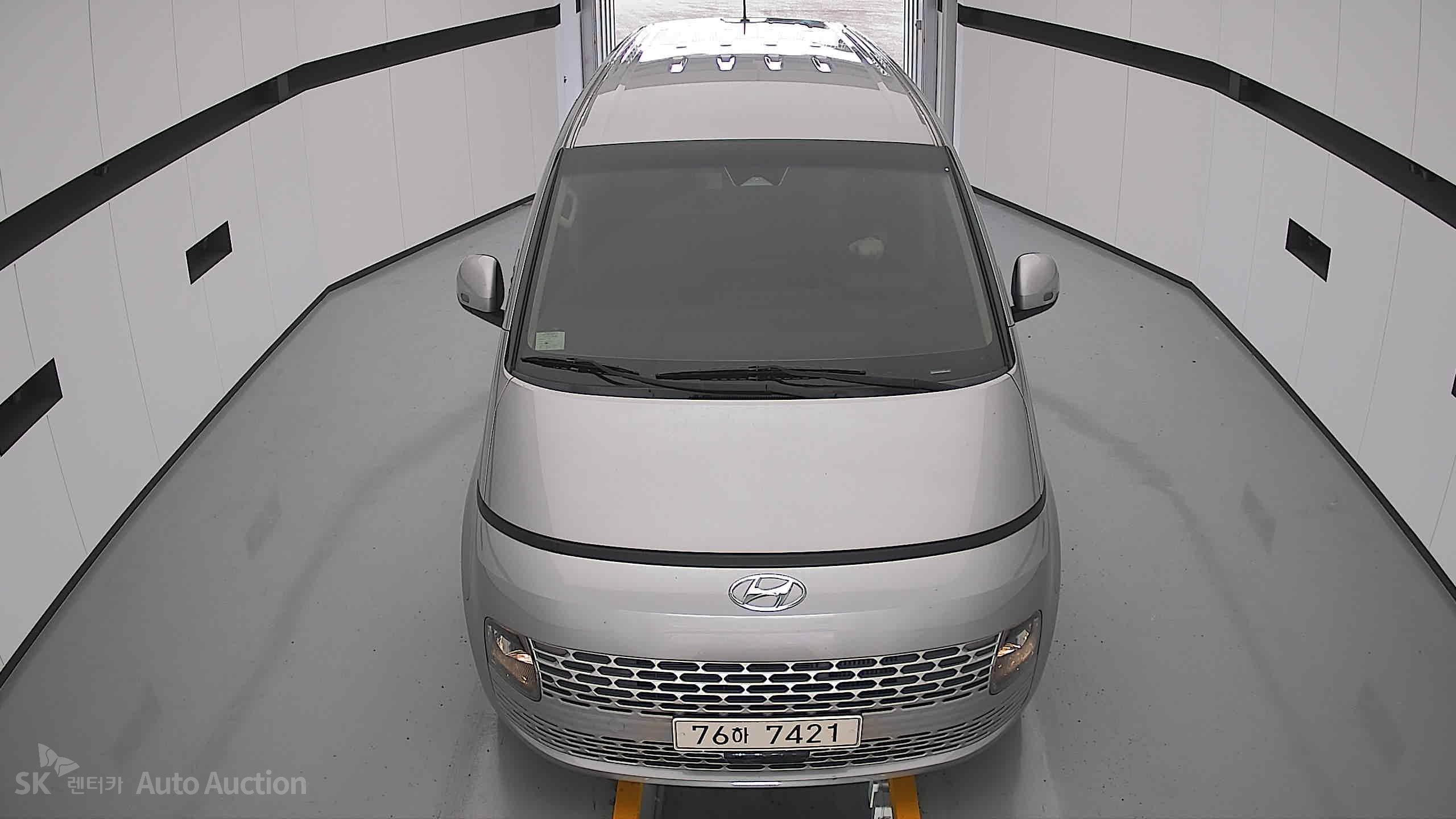 2022 - hyundai staria