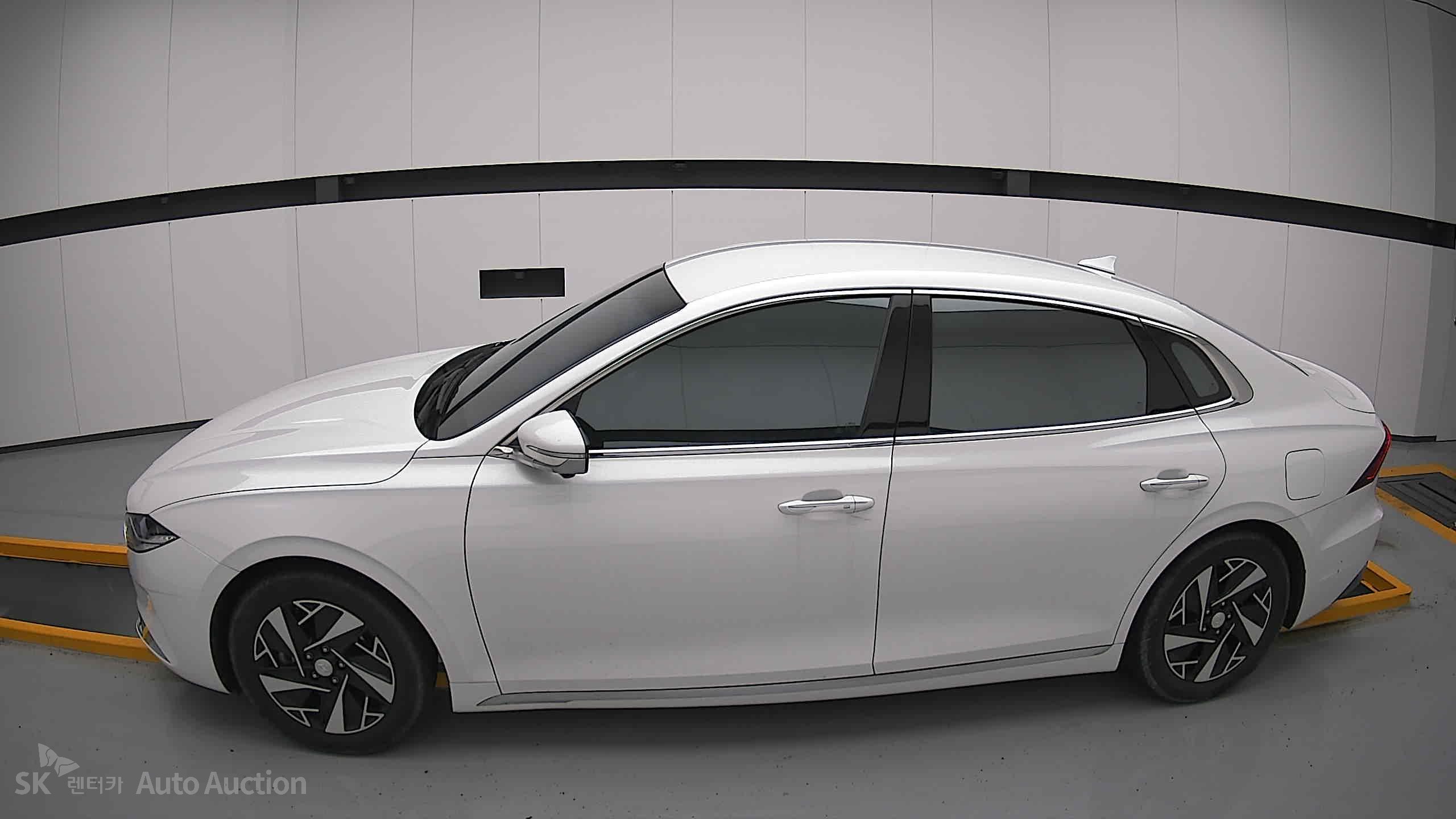 2022 - hyundai grandeur