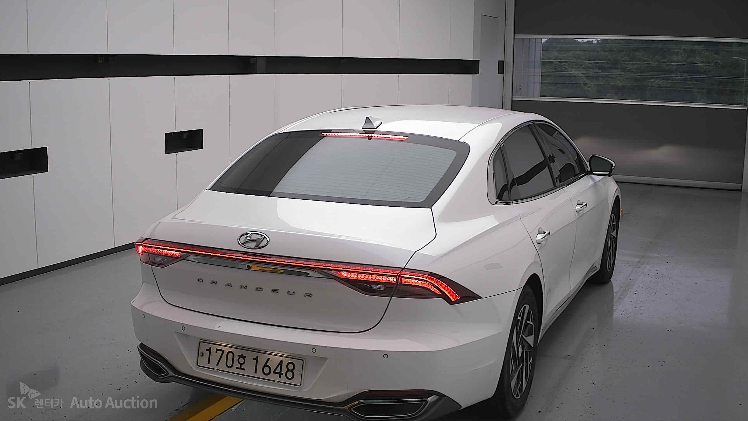 2022 - hyundai grandeur