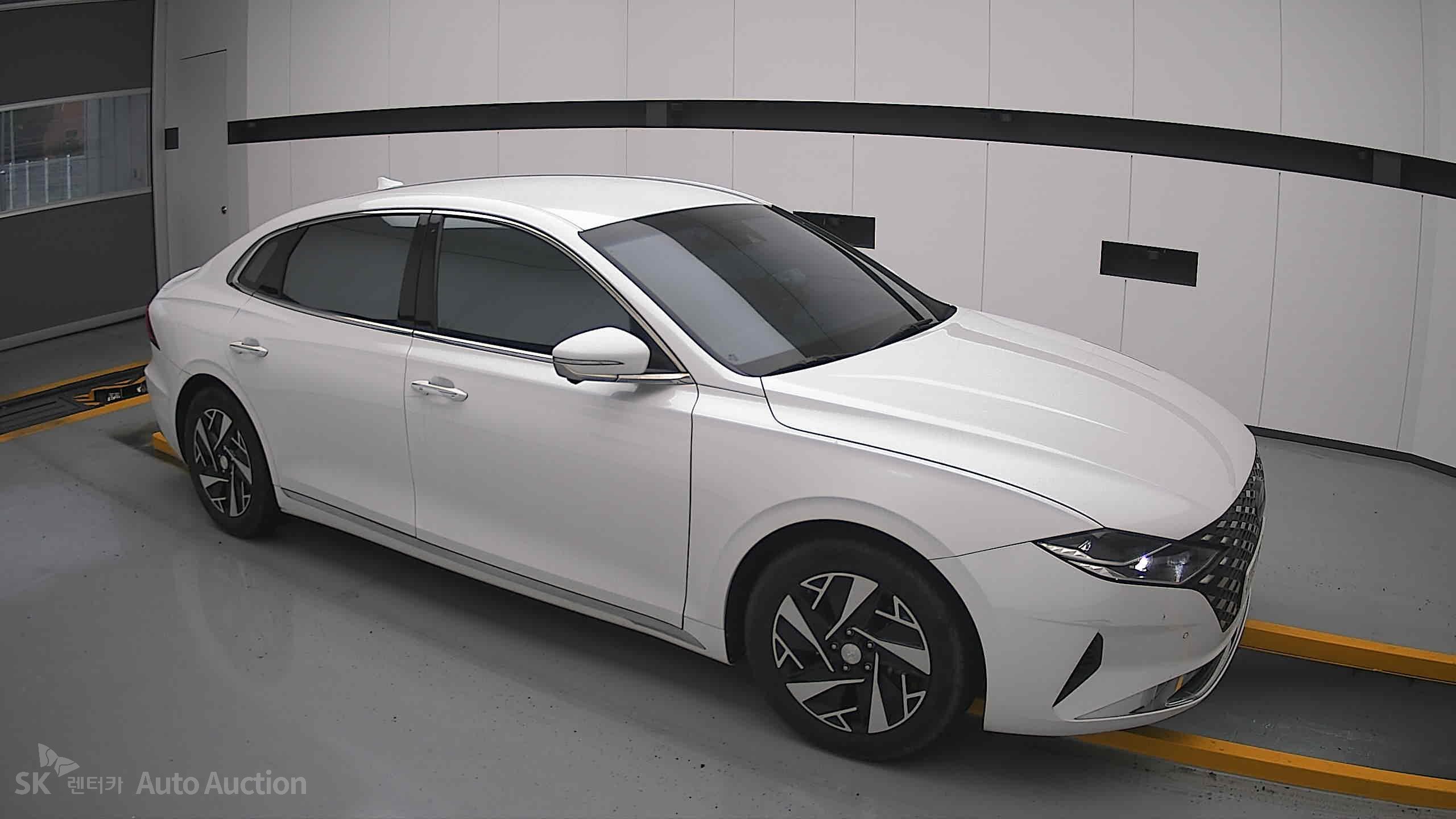 2022 - hyundai grandeur
