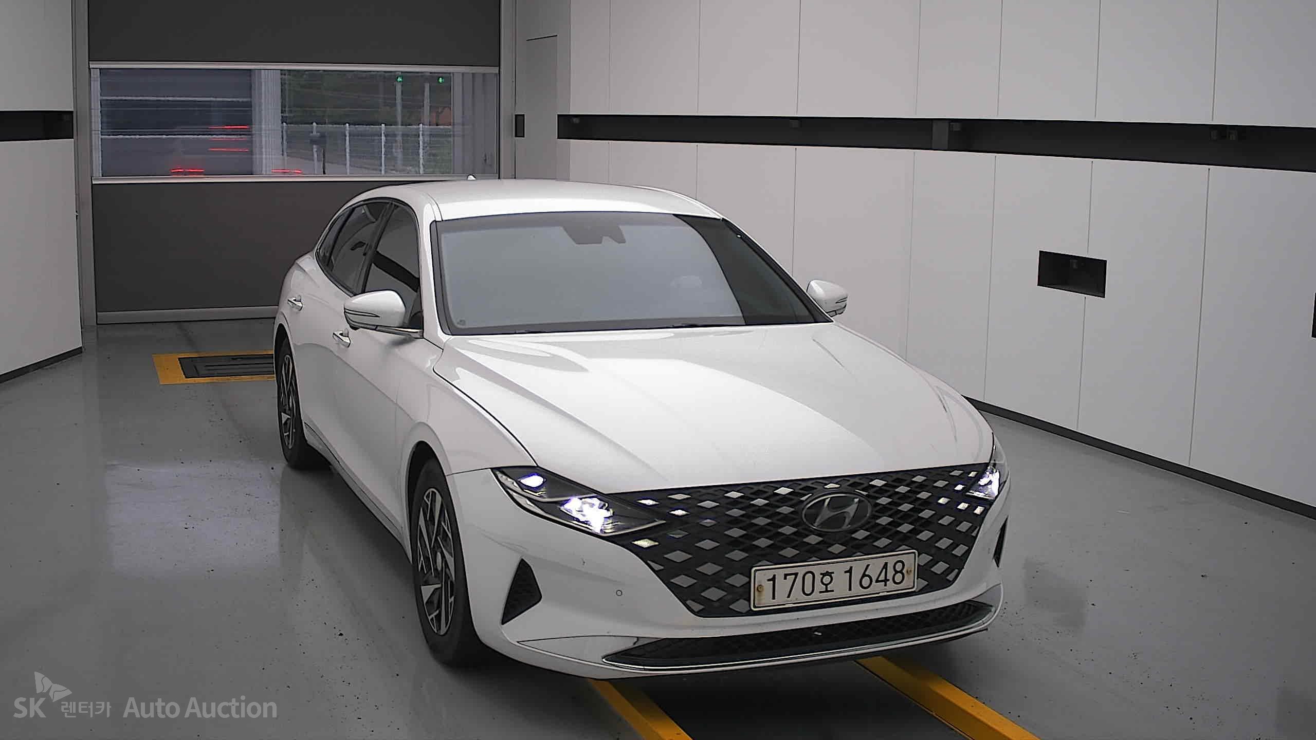 2022 - hyundai grandeur