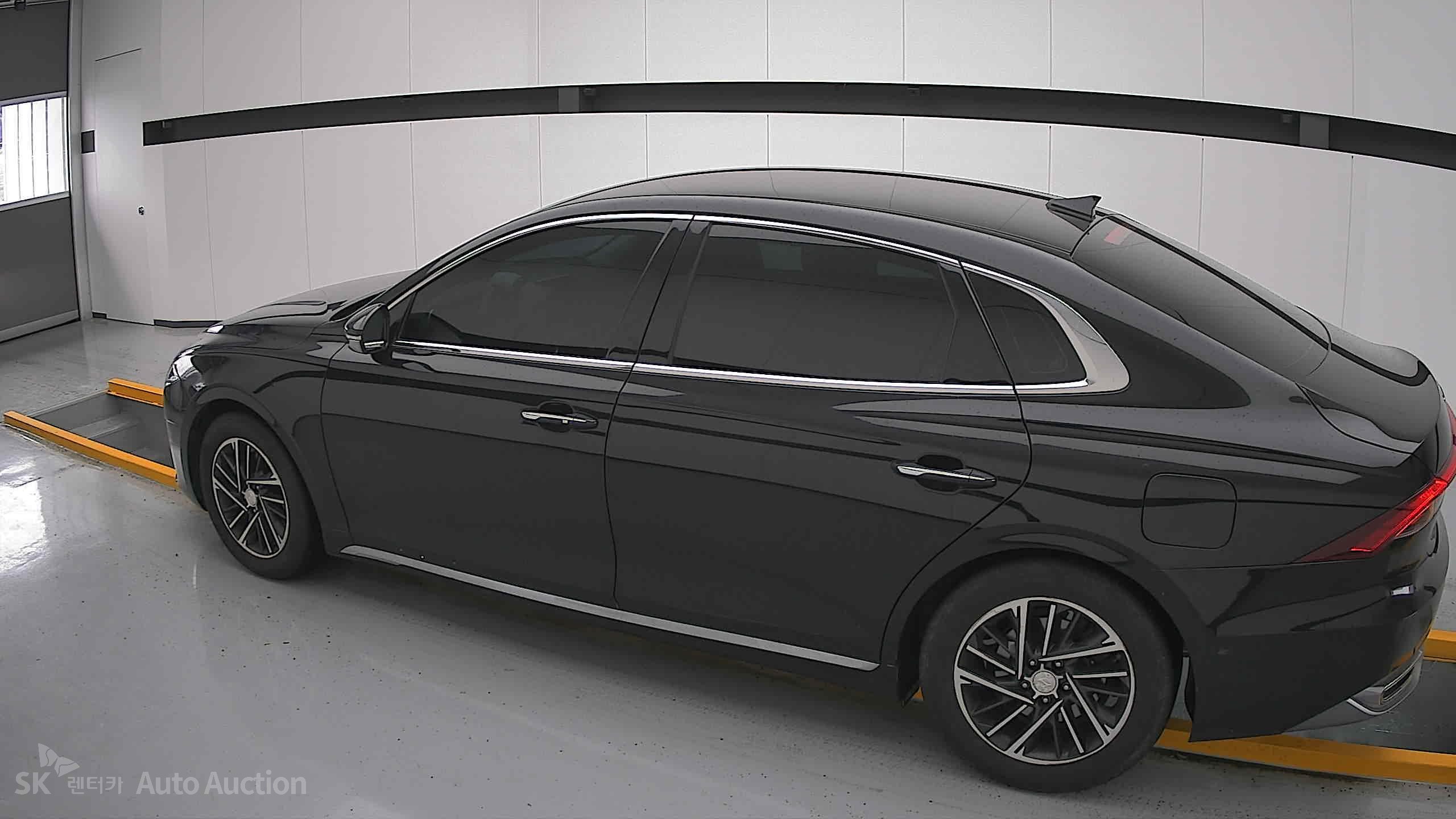 2022 - hyundai grandeur