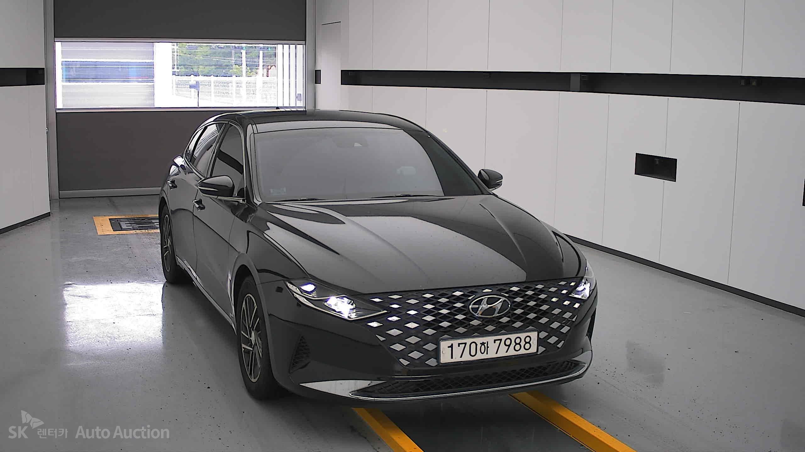 2022 - hyundai grandeur