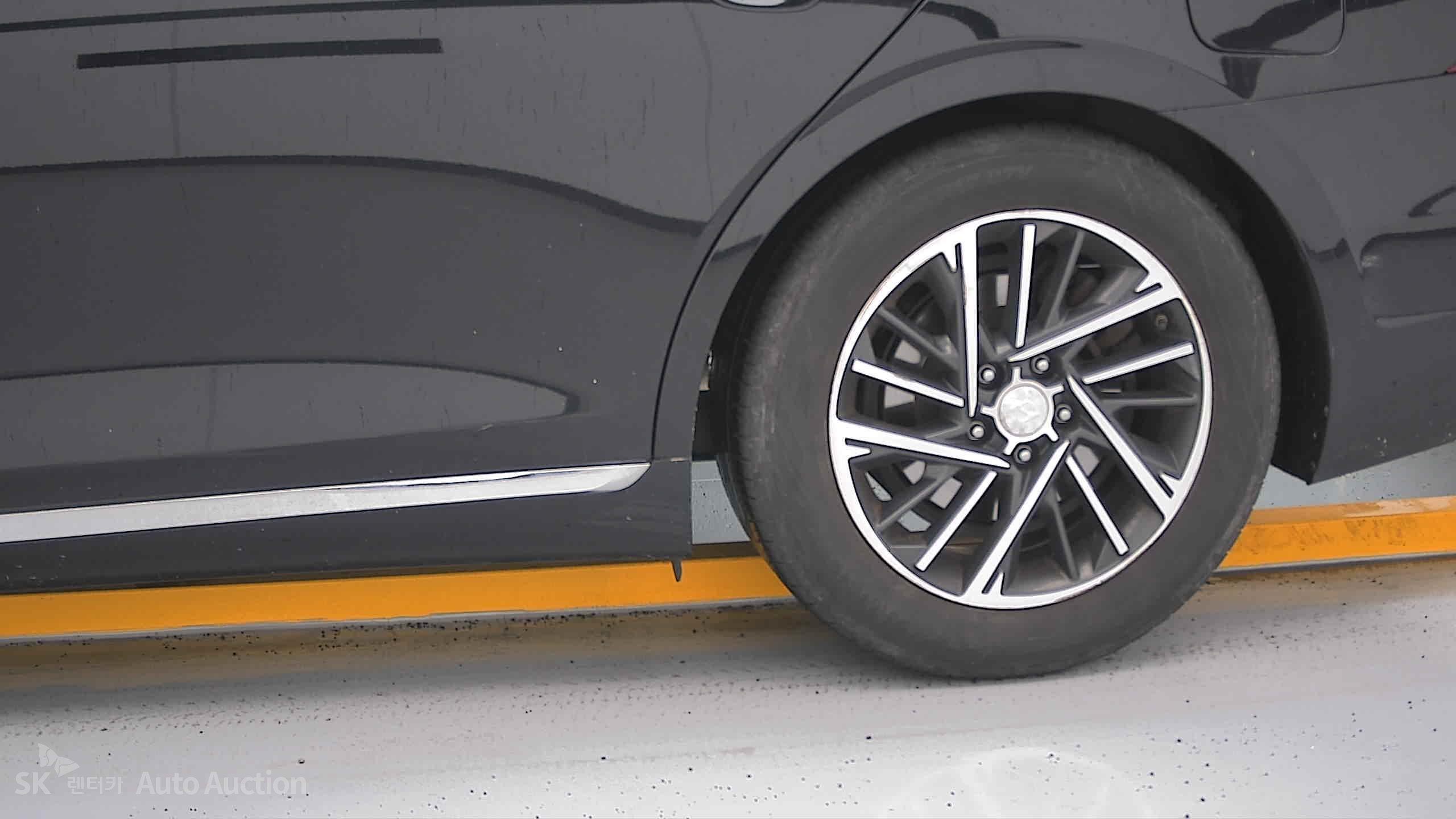 2022 - hyundai grandeur