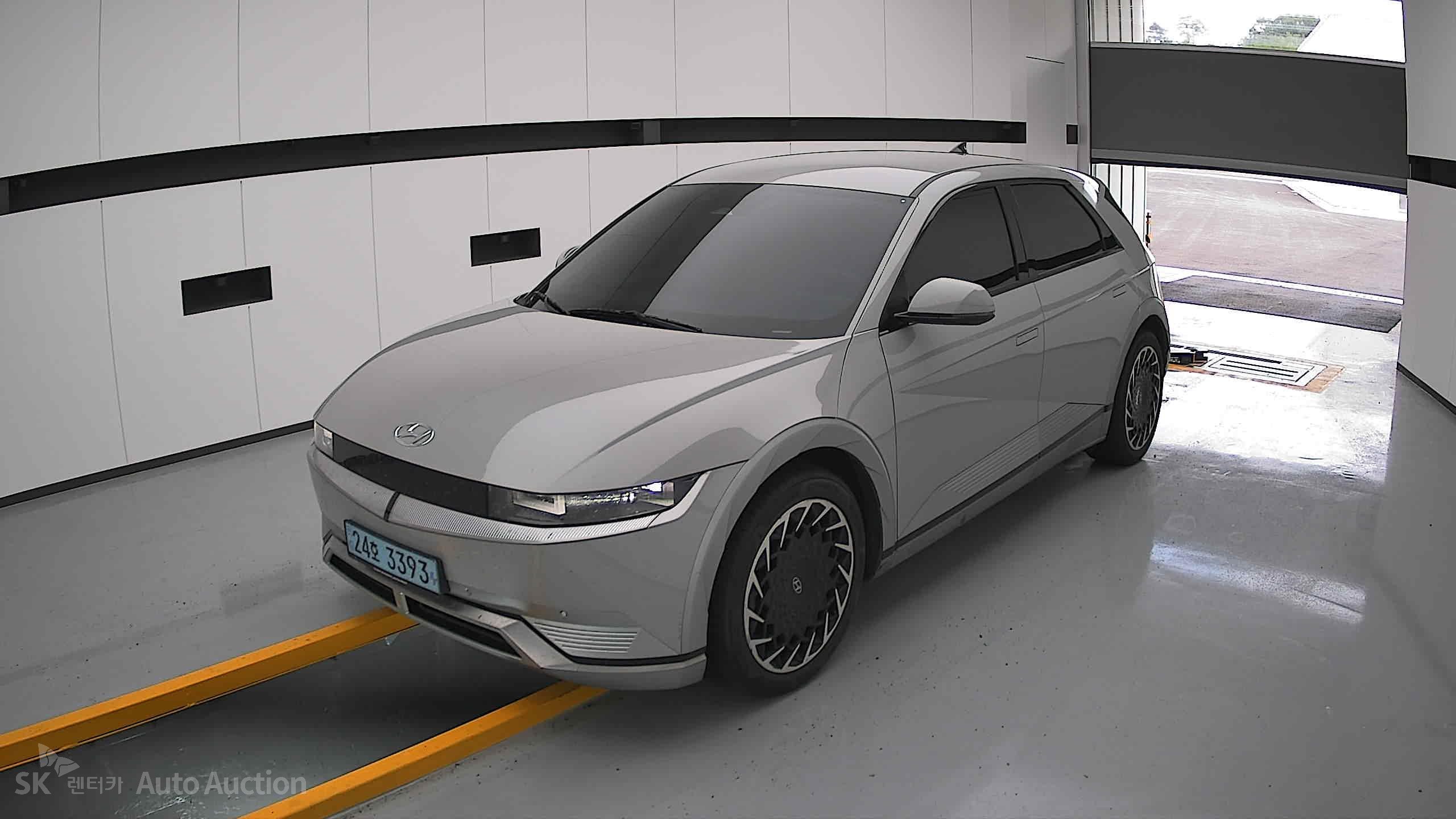 2022 - hyundai ioniq