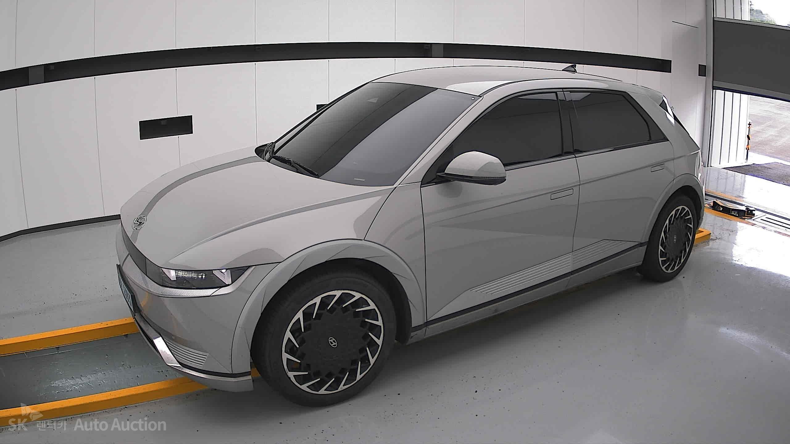 2022 - hyundai ioniq