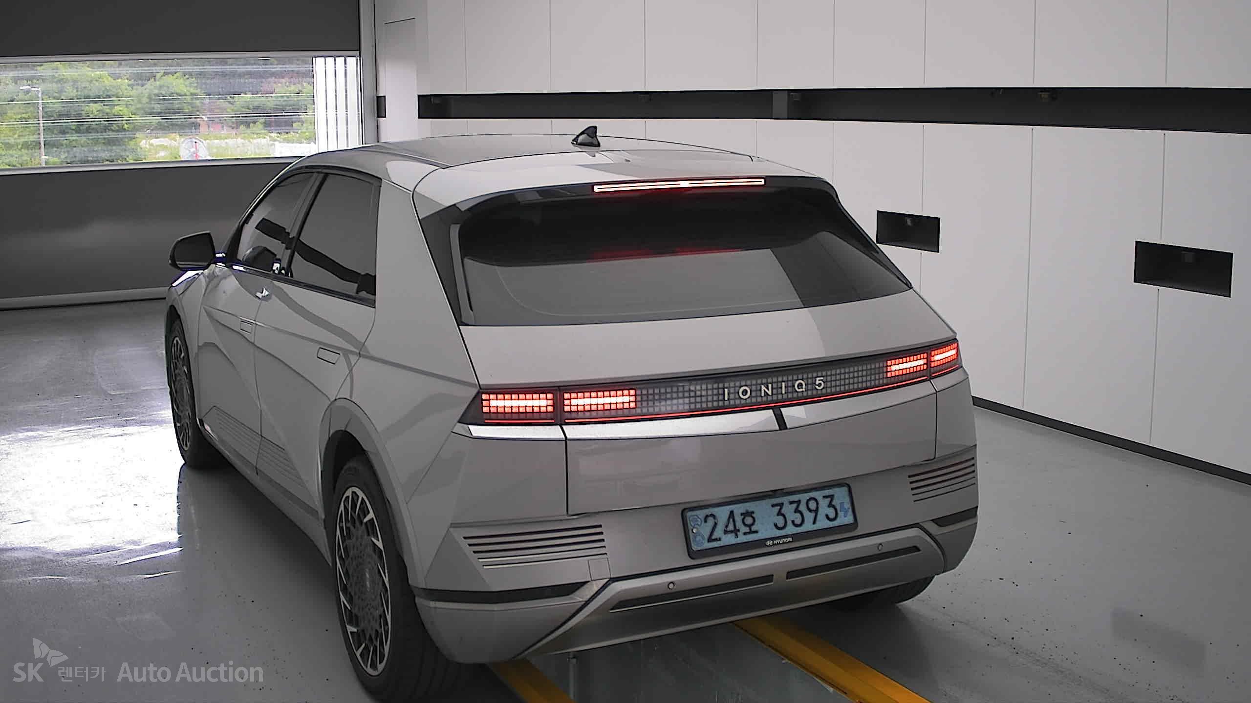 2022 - hyundai ioniq