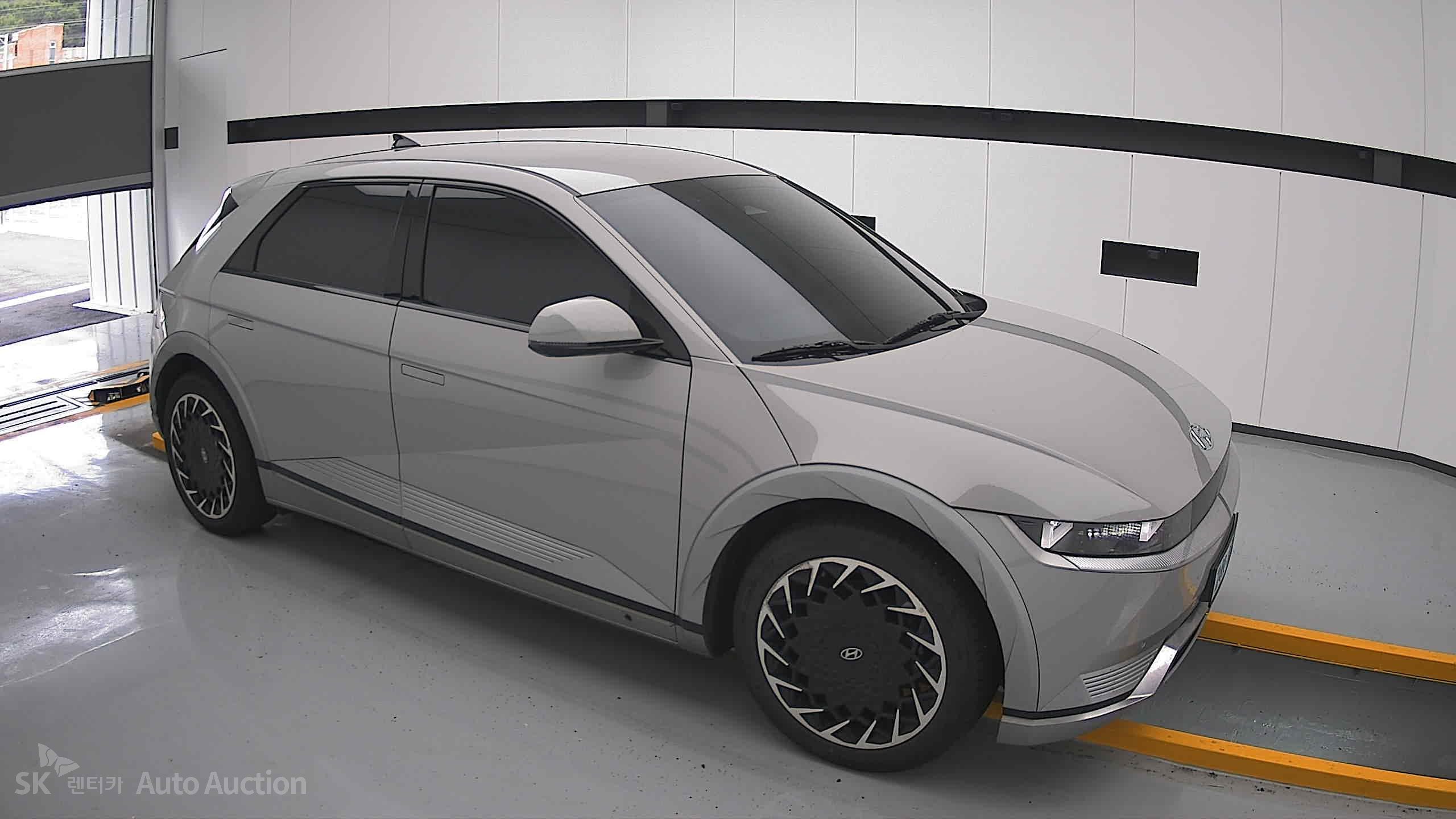 2022 - hyundai ioniq
