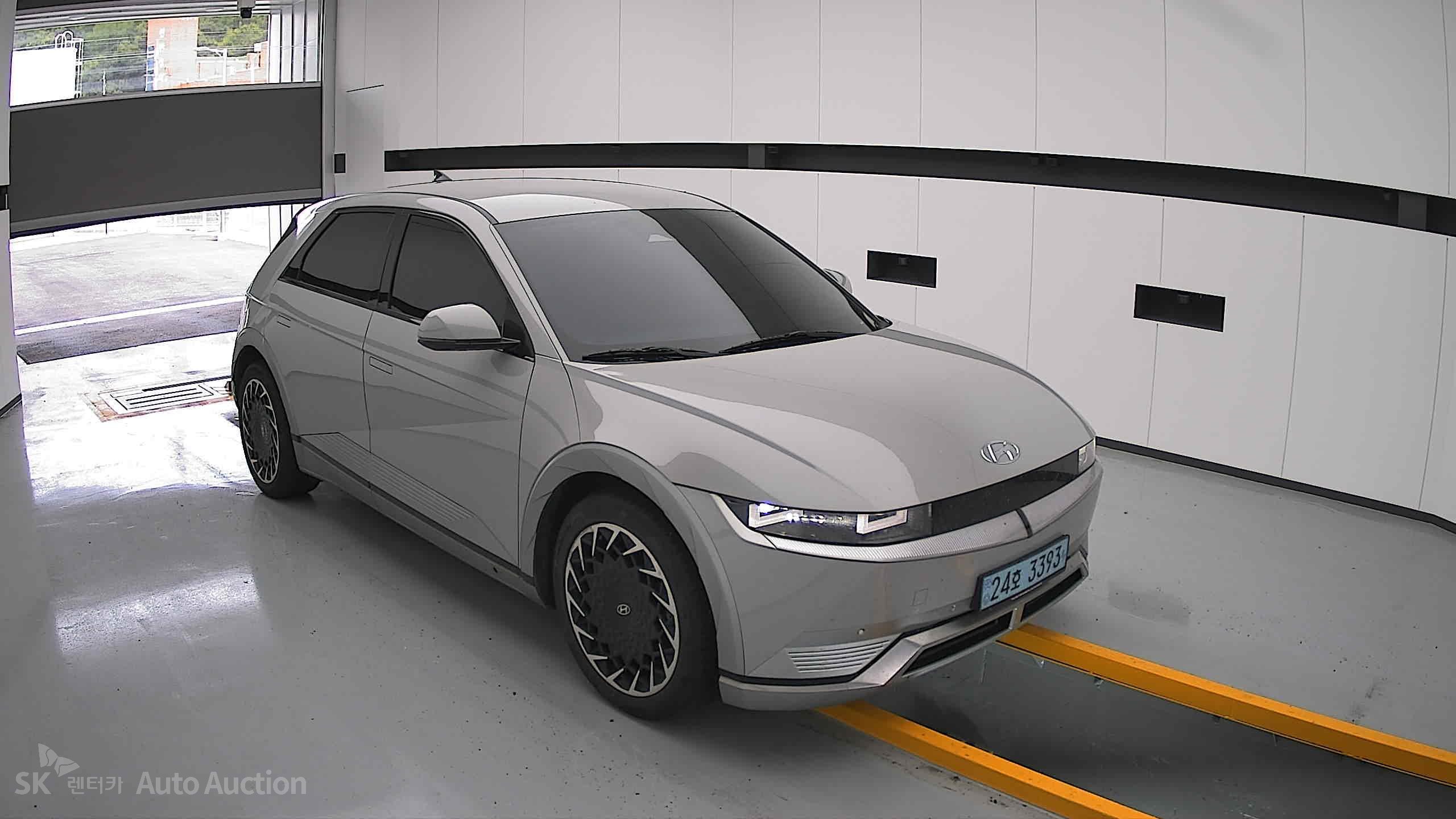 2022 - hyundai ioniq