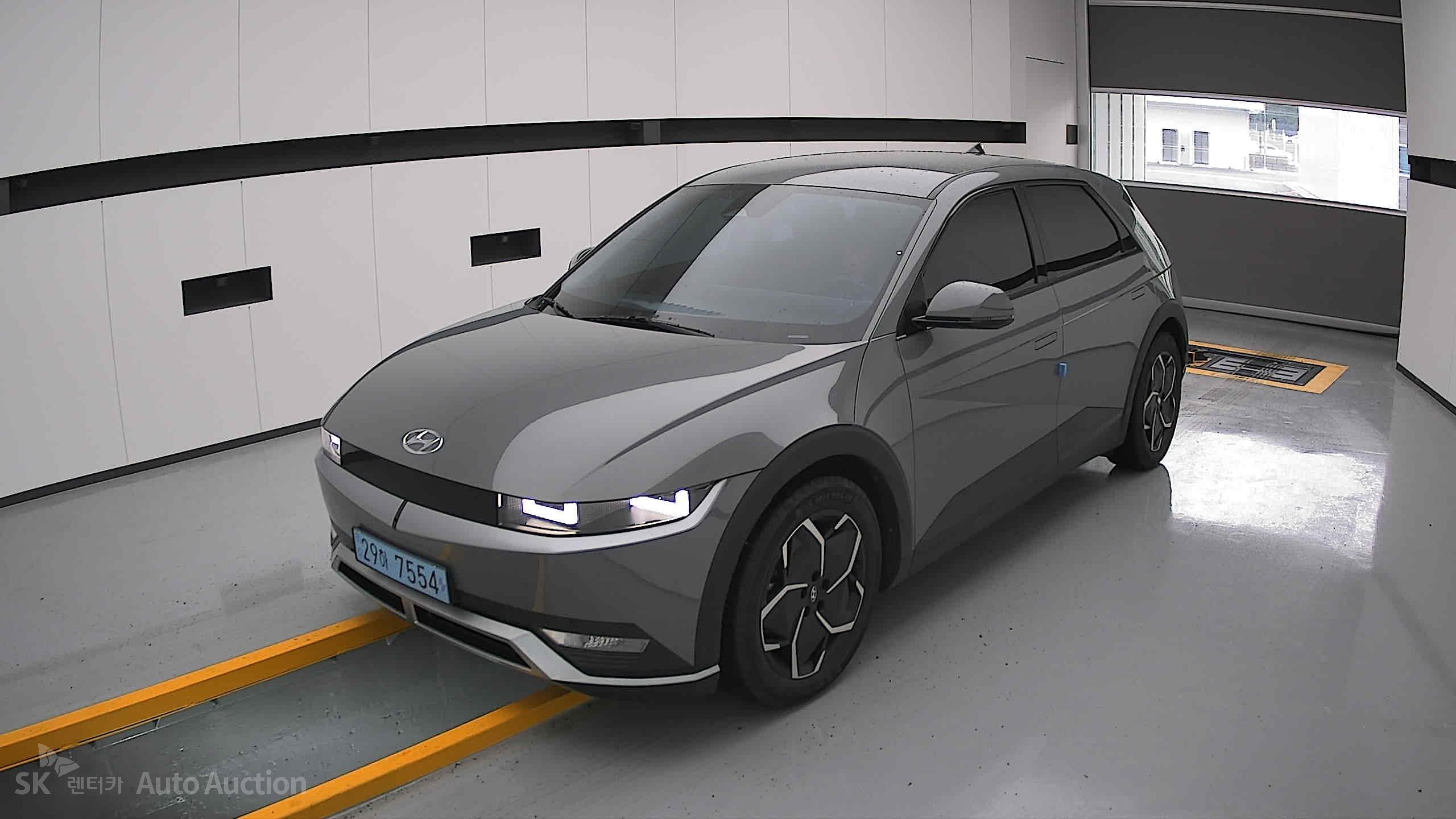 2023 - hyundai ioniq