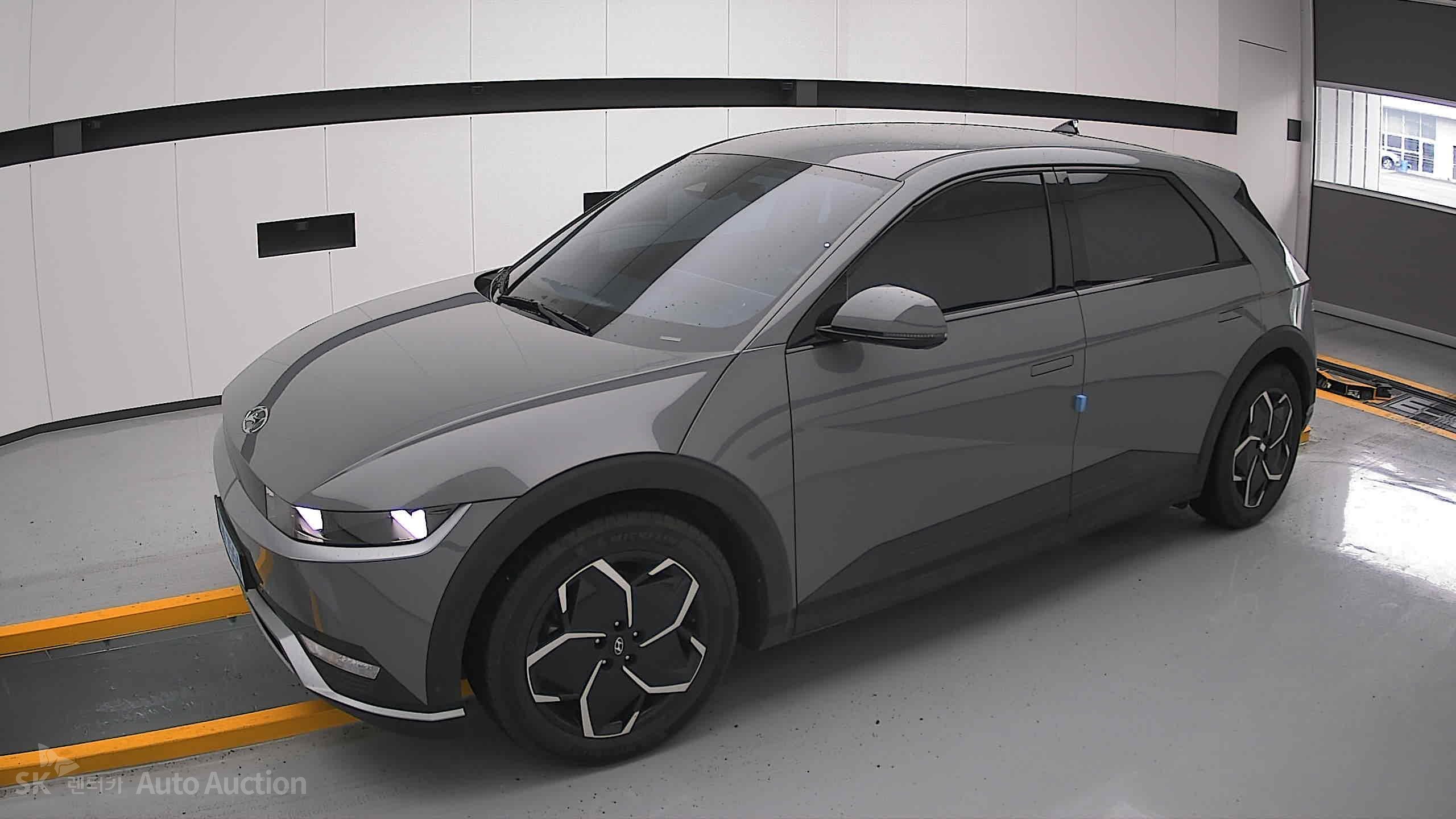 2023 - hyundai ioniq