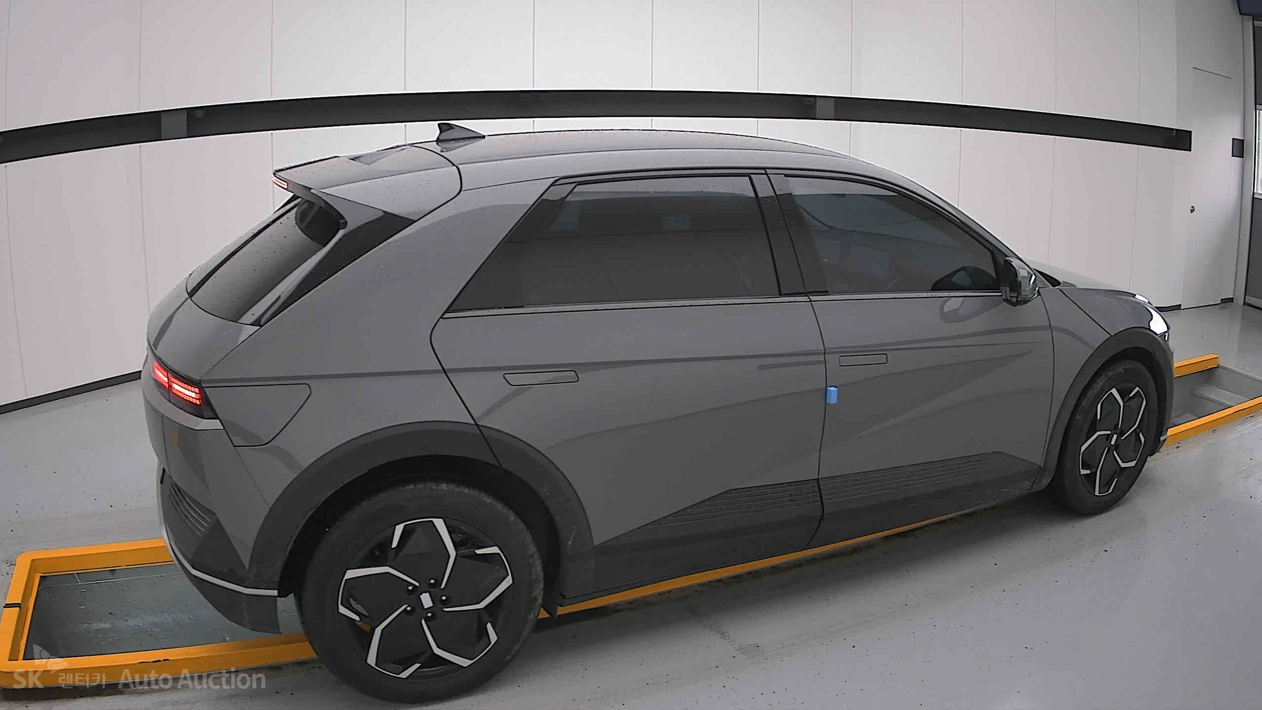 2023 - hyundai ioniq