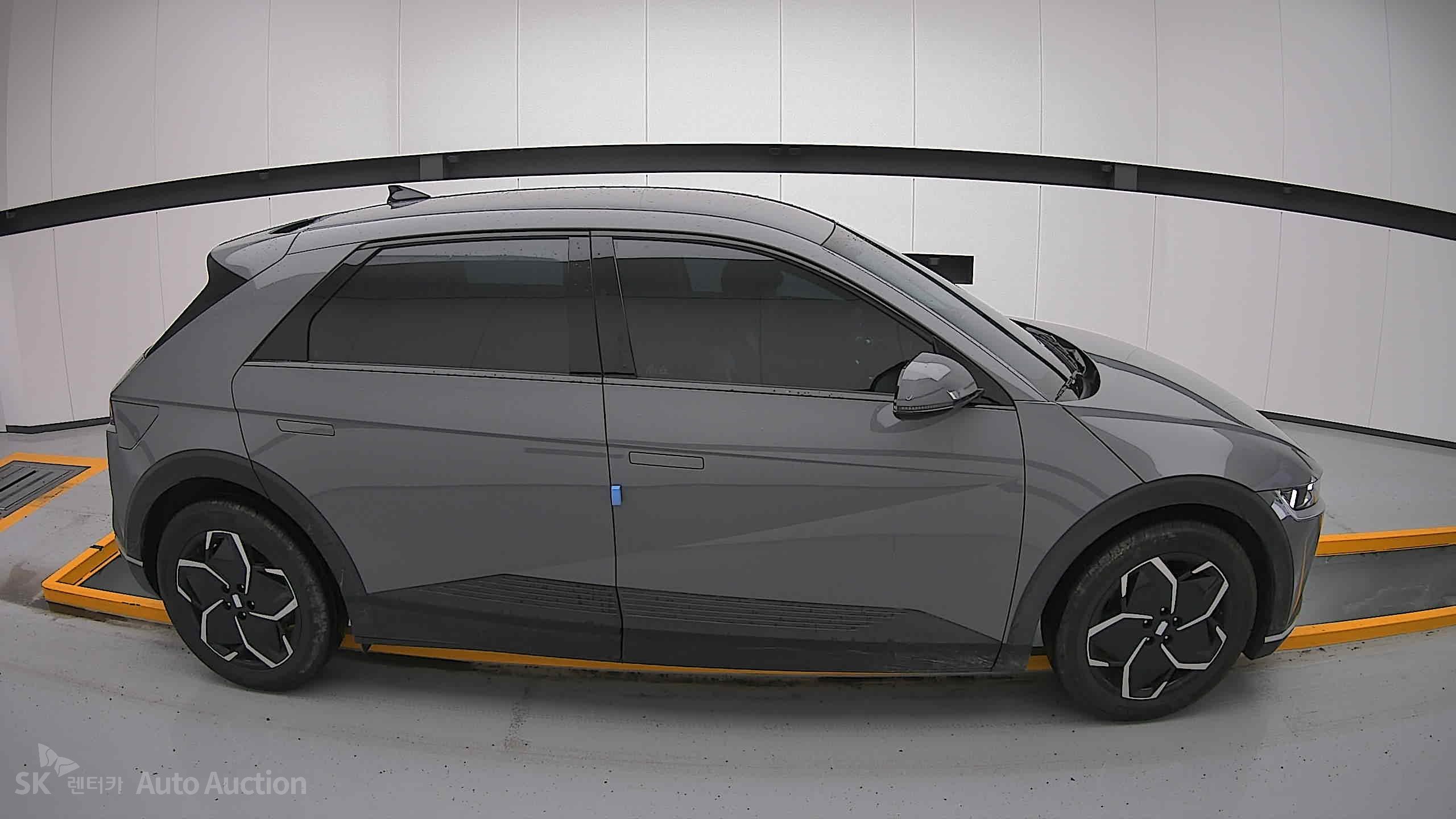 2023 - hyundai ioniq