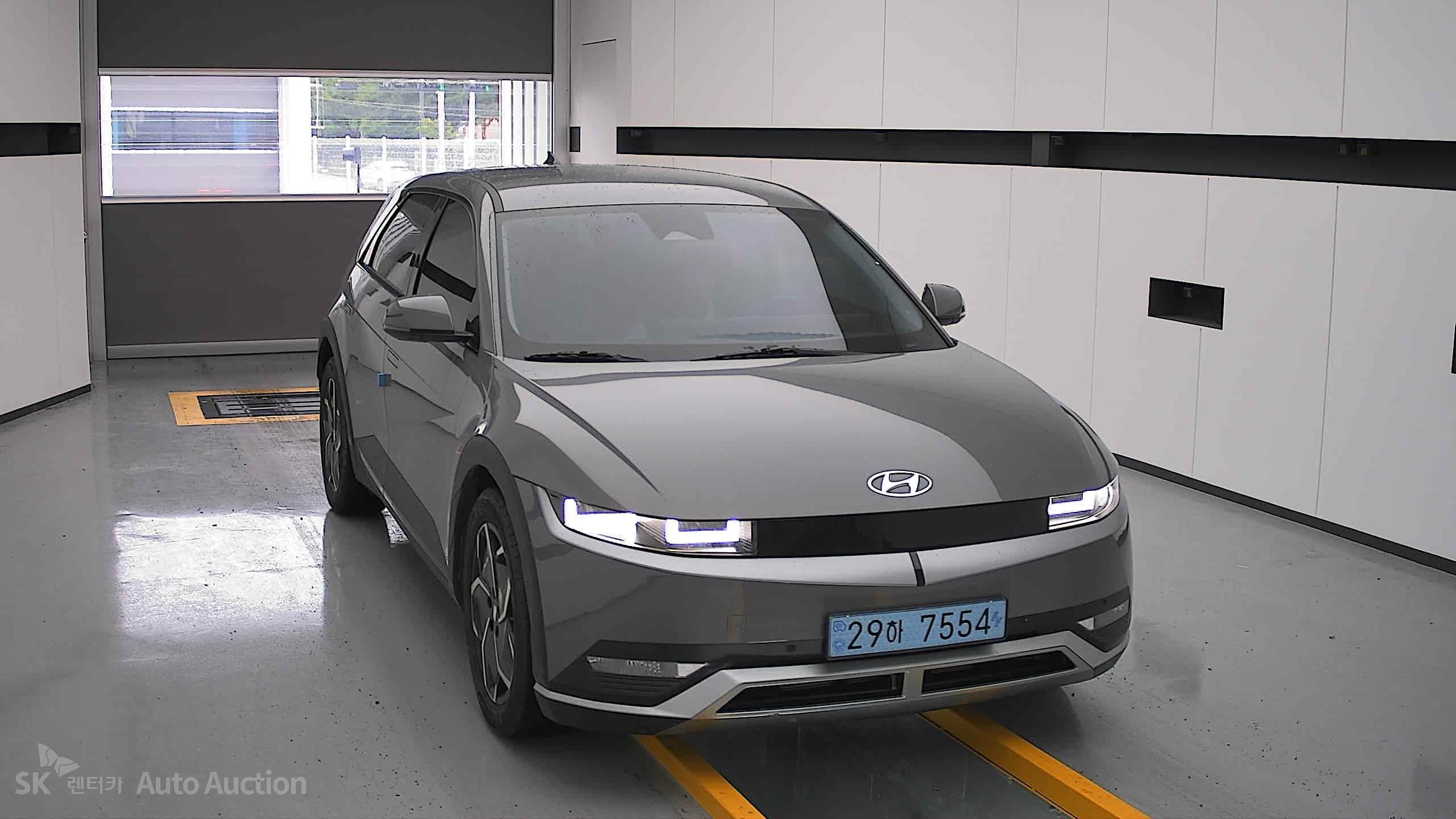 2023 - hyundai ioniq