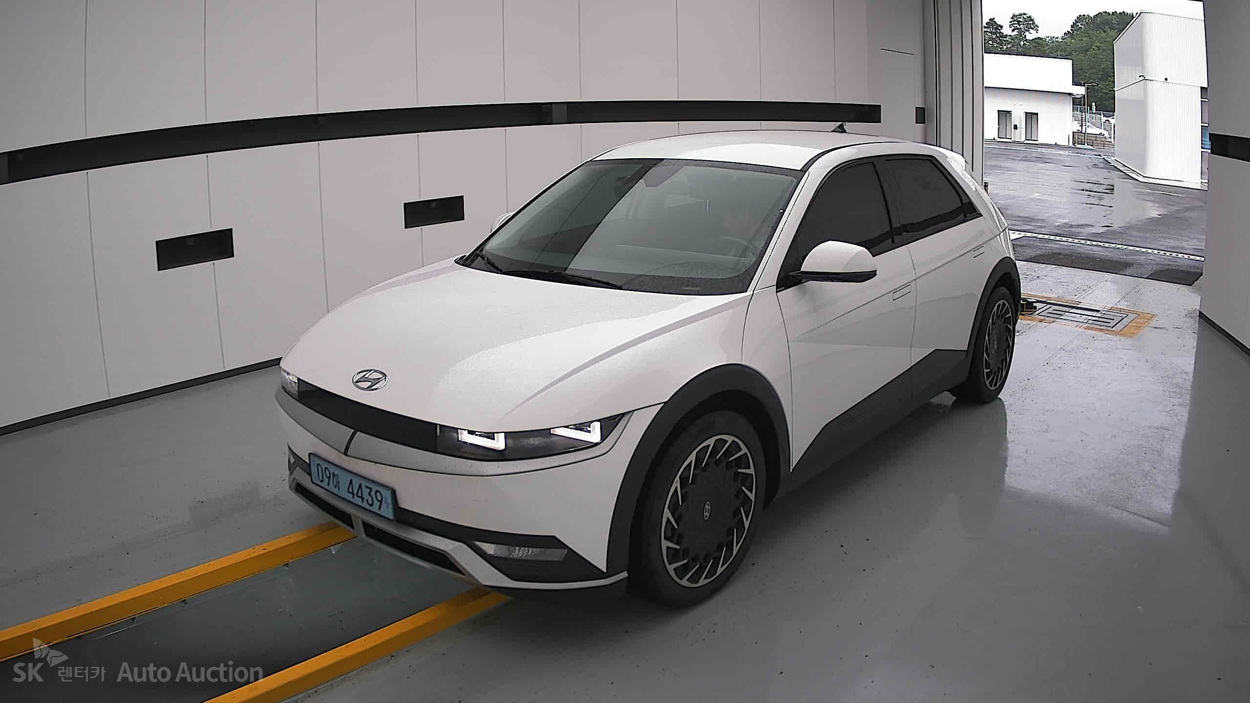 2023 - hyundai ioniq
