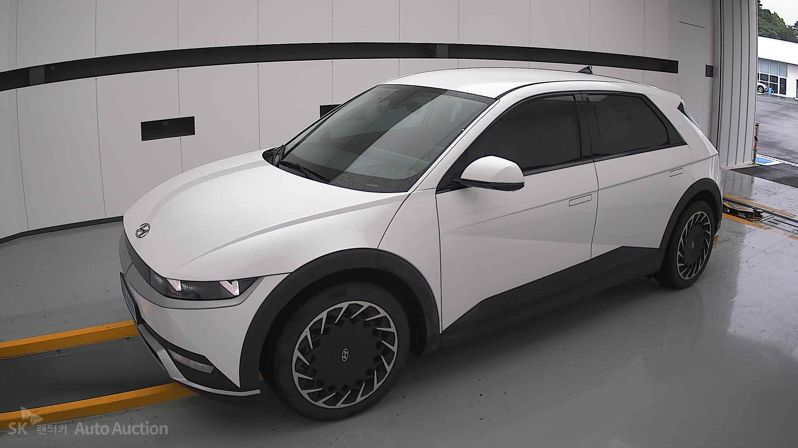 2023 - hyundai ioniq