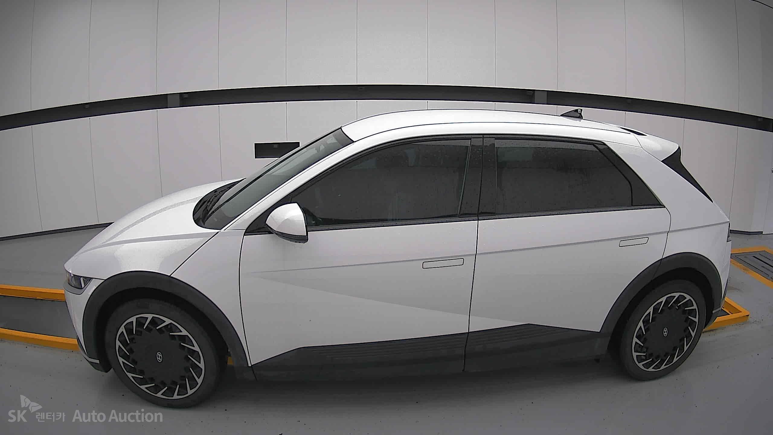 2023 - hyundai ioniq