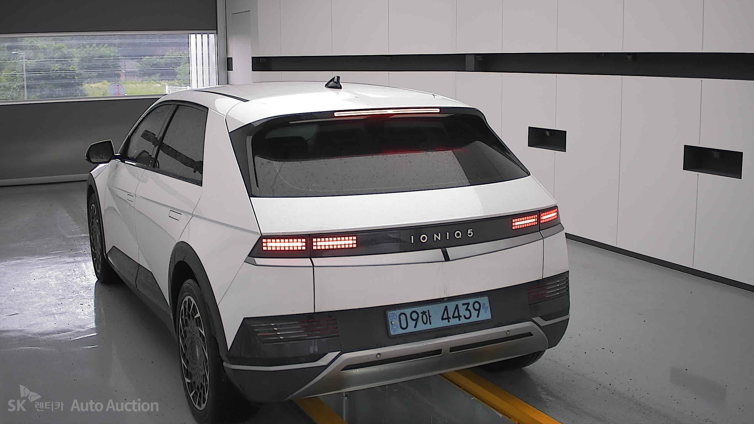 2023 - hyundai ioniq