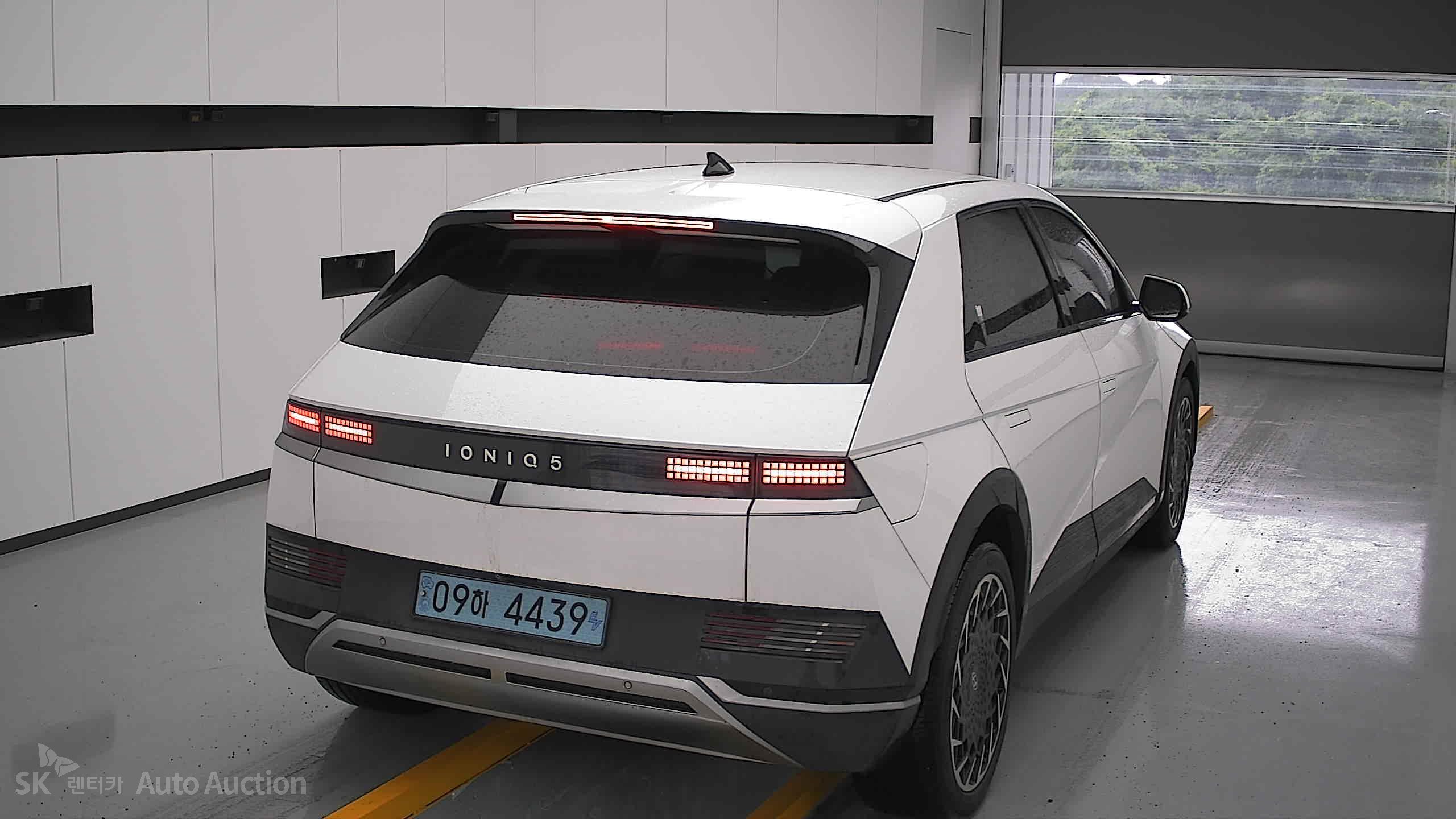 2023 - hyundai ioniq