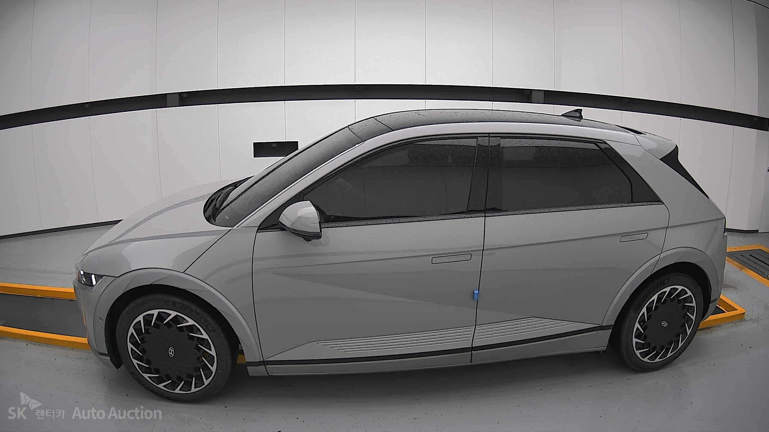 2023 - hyundai ioniq