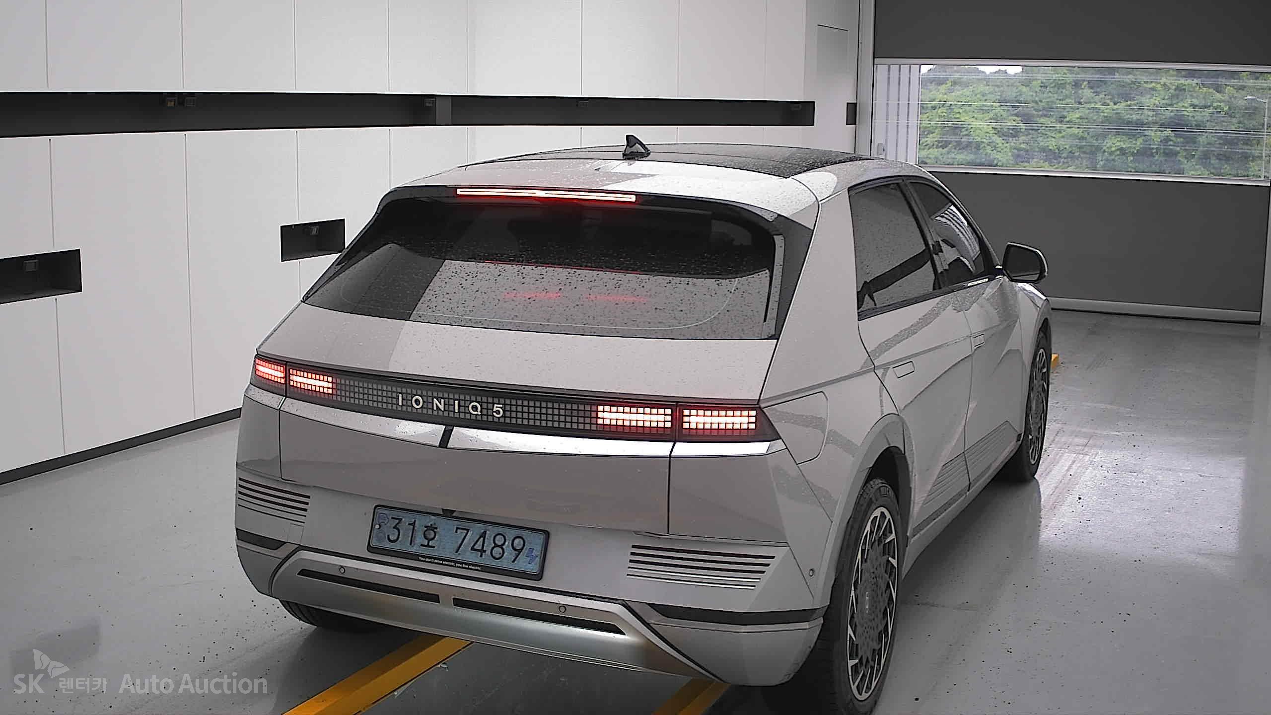 2023 - hyundai ioniq