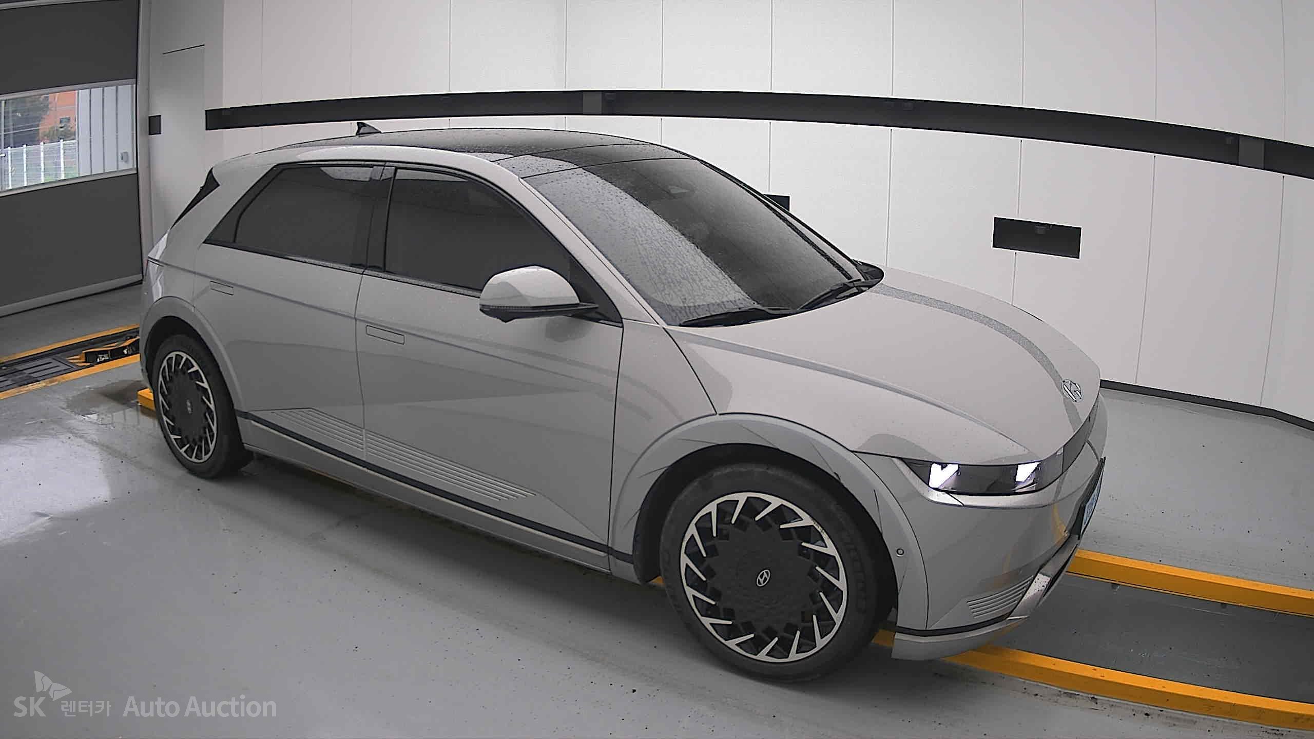 2023 - hyundai ioniq