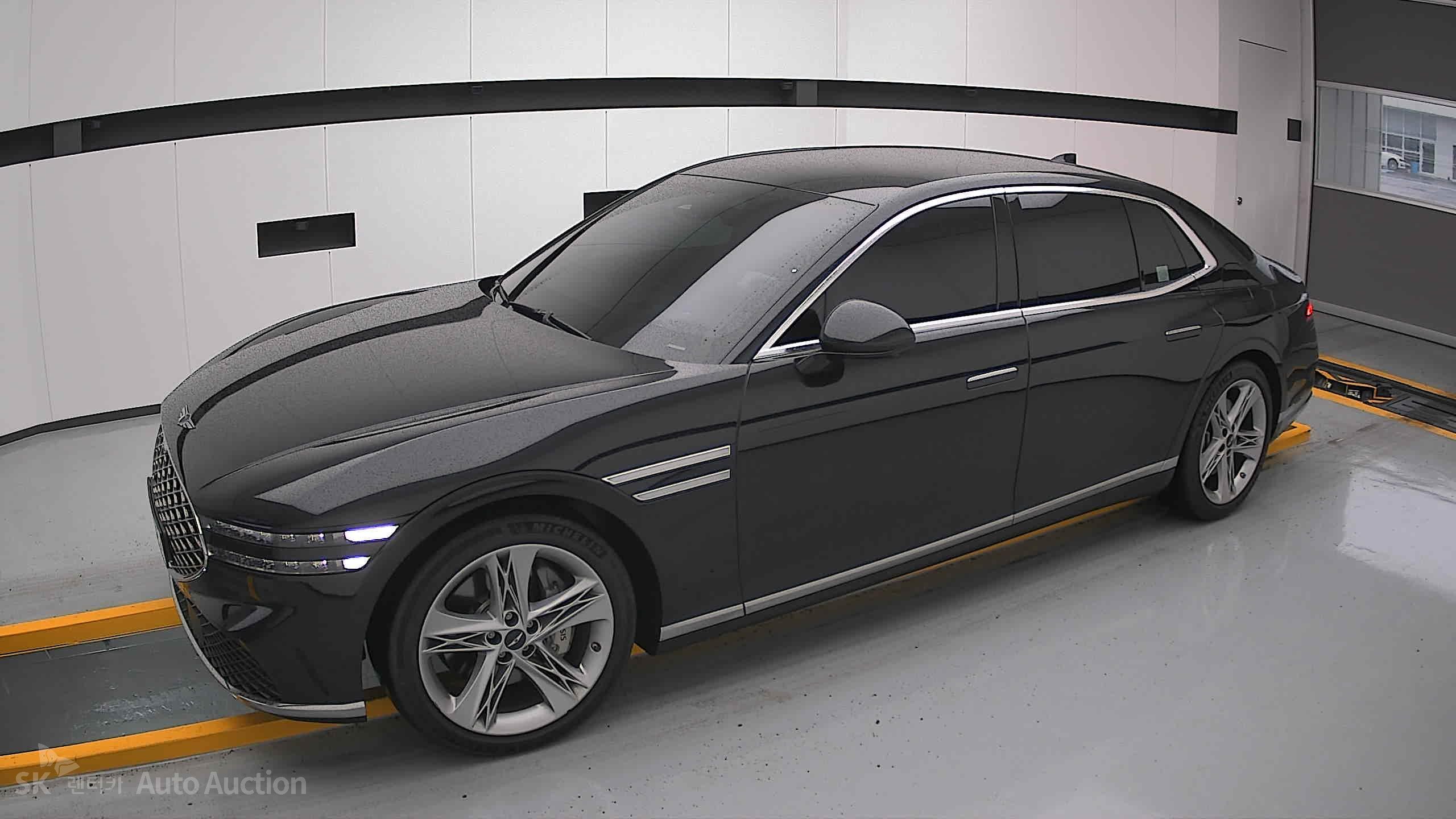 2022 - genesis g90