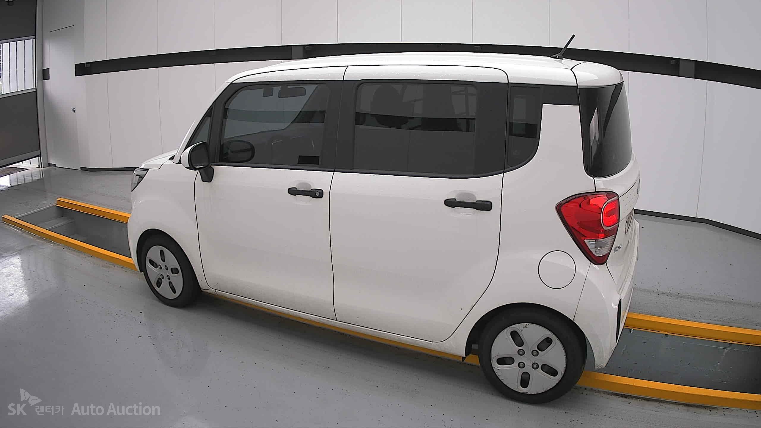 2022 - kia ray