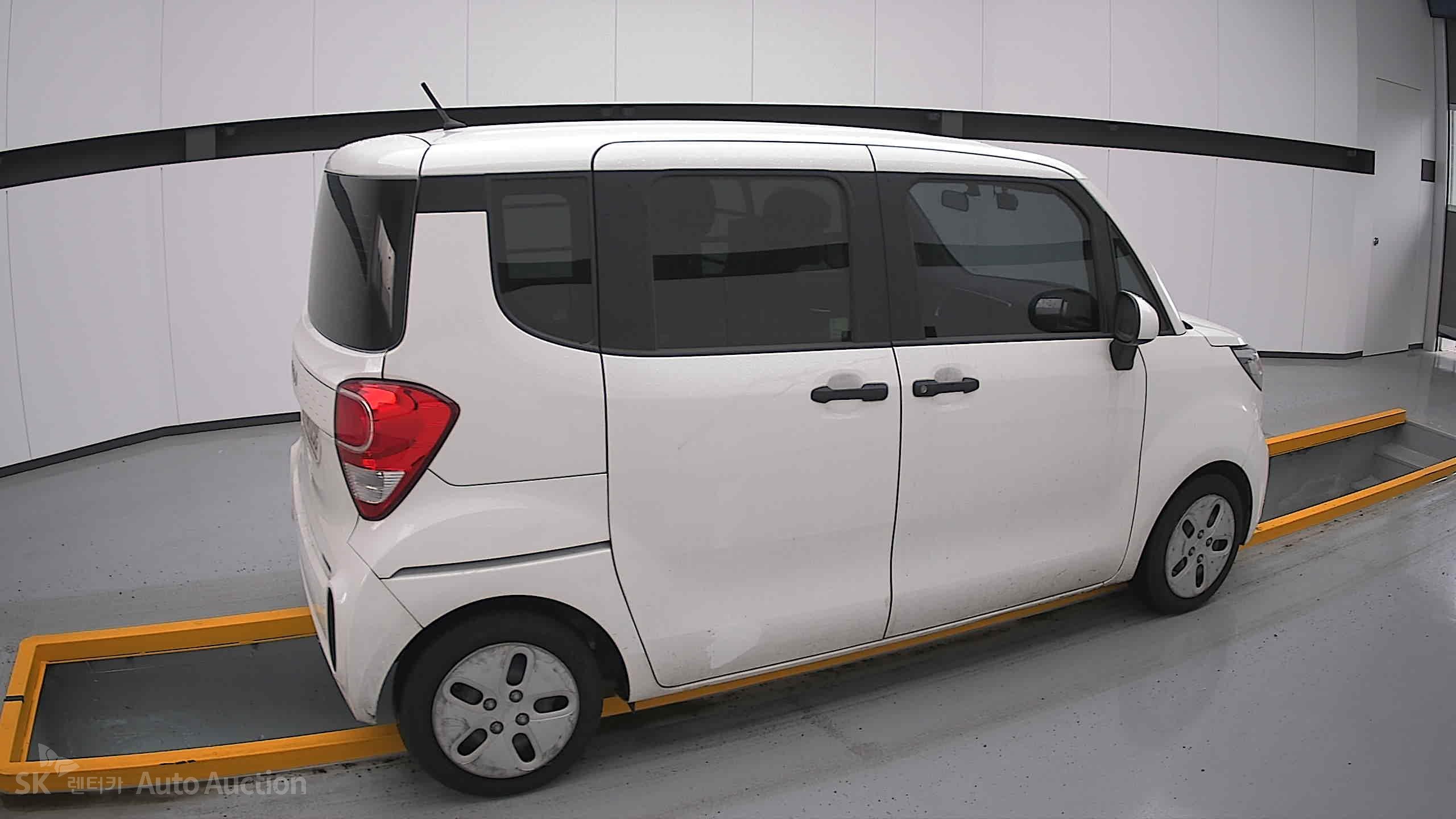 2022 - kia ray