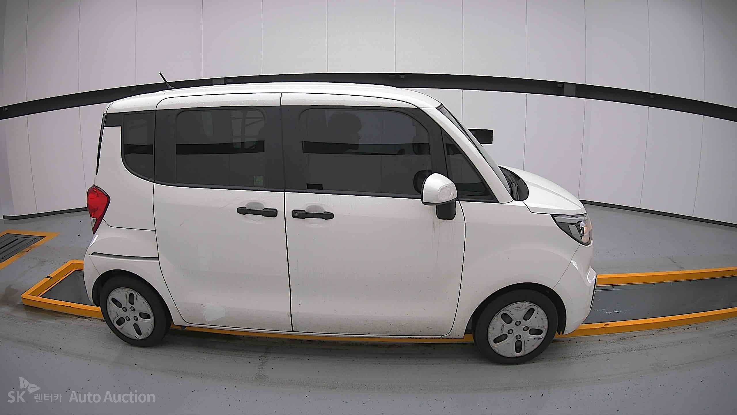 2022 - kia ray