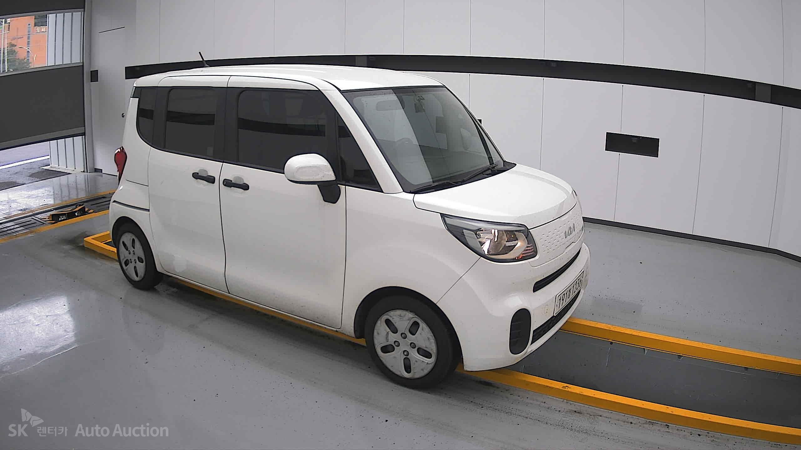 2022 - kia ray