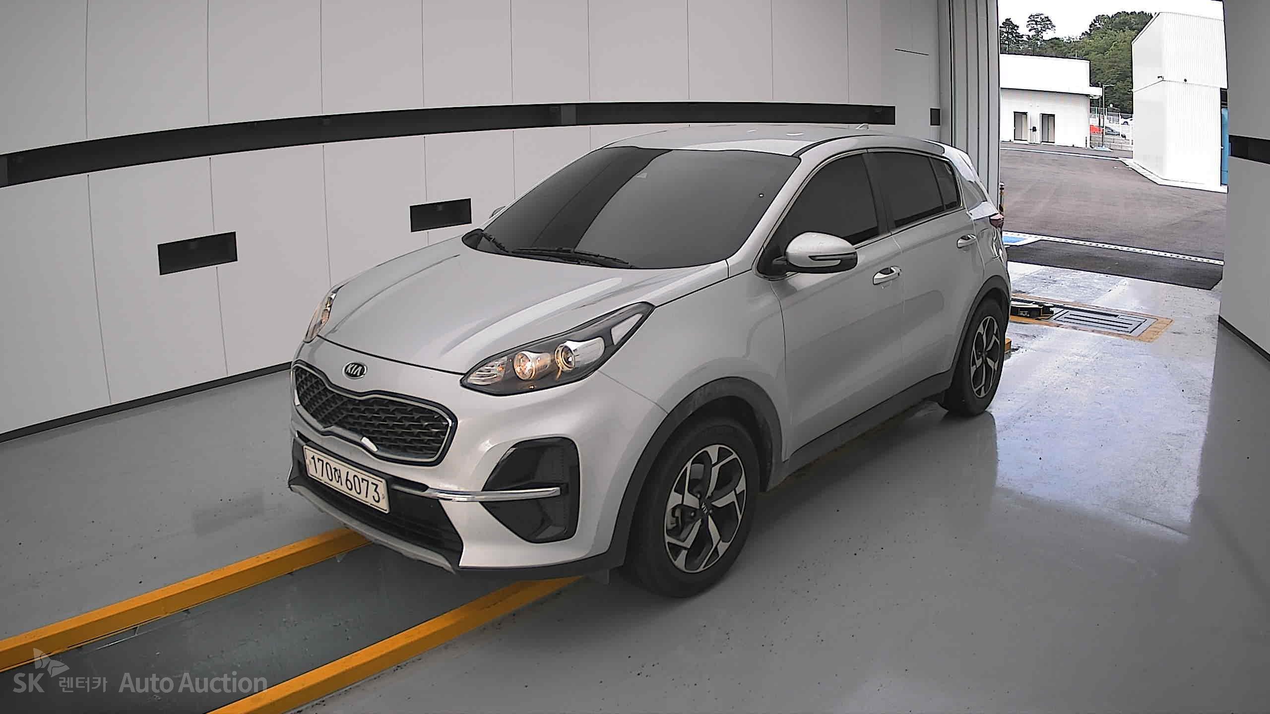 2022 - kia sportage