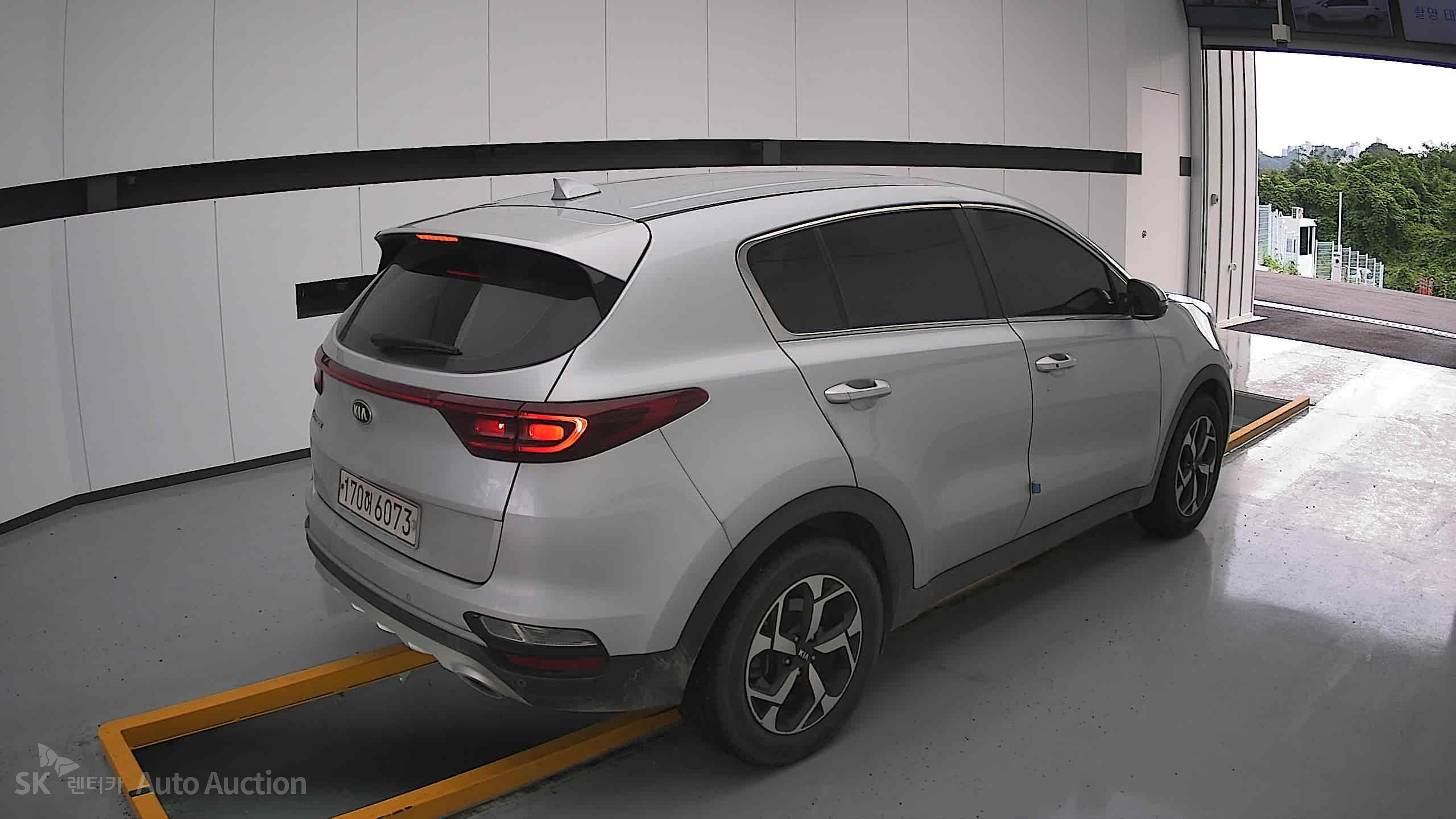 2022 - kia sportage
