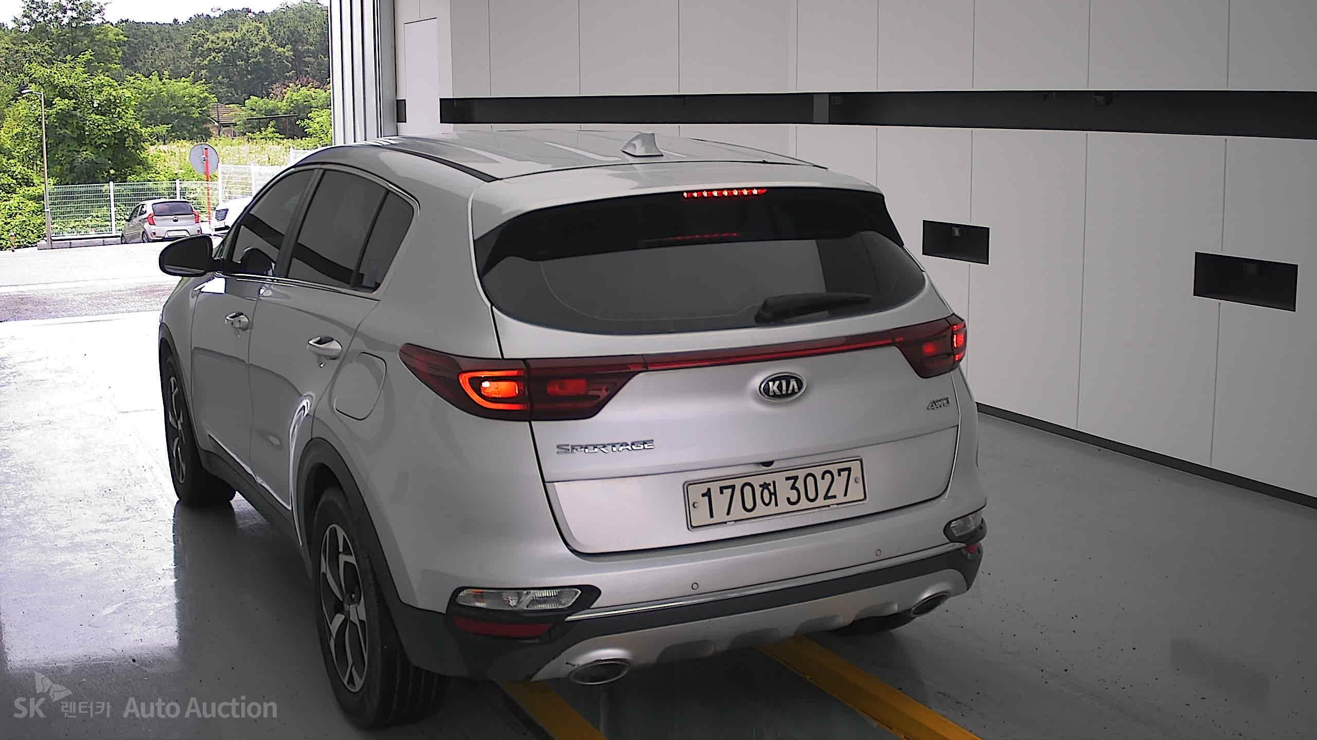 2022 - kia sportage