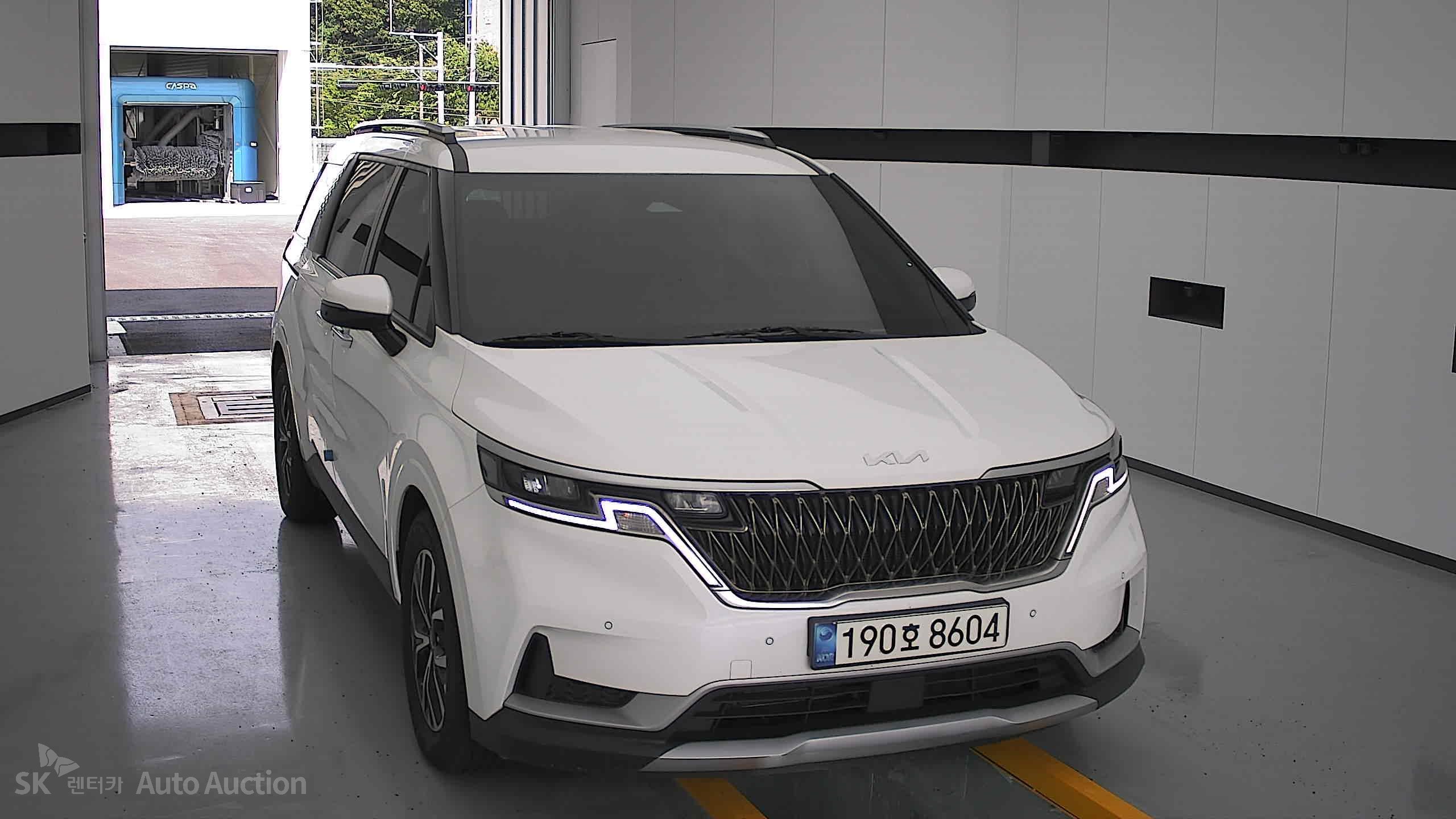2023 - kia carnival