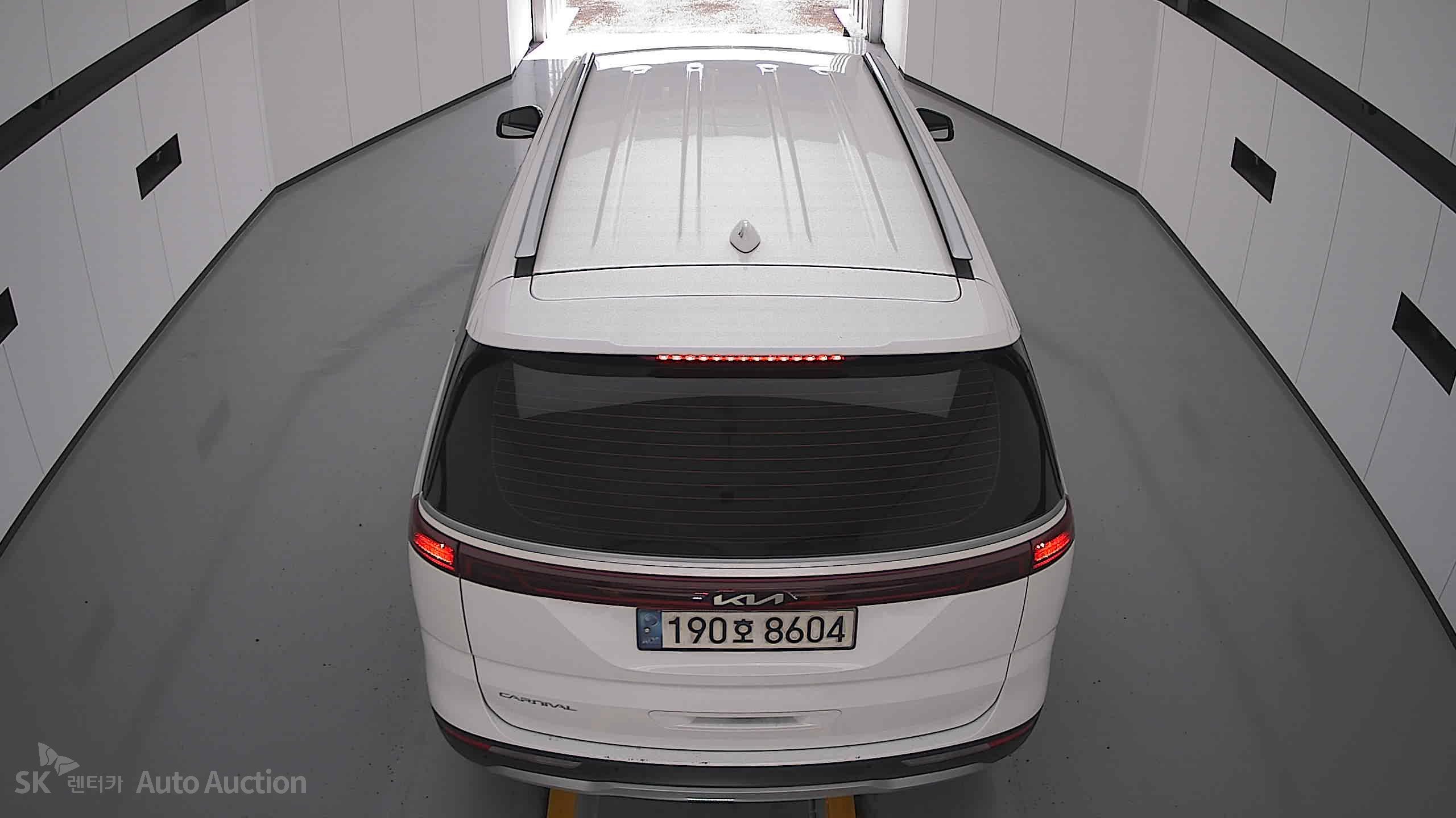 2023 - kia carnival