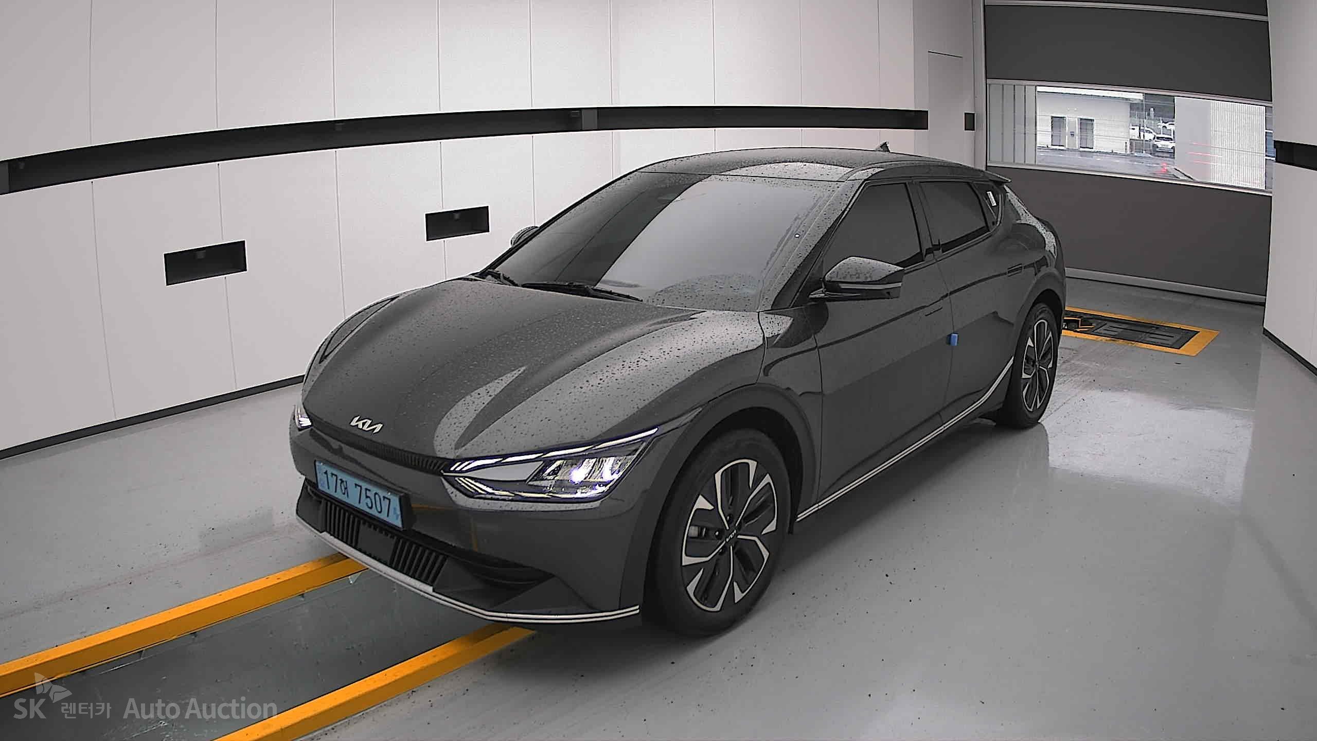 2022 - kia ev6