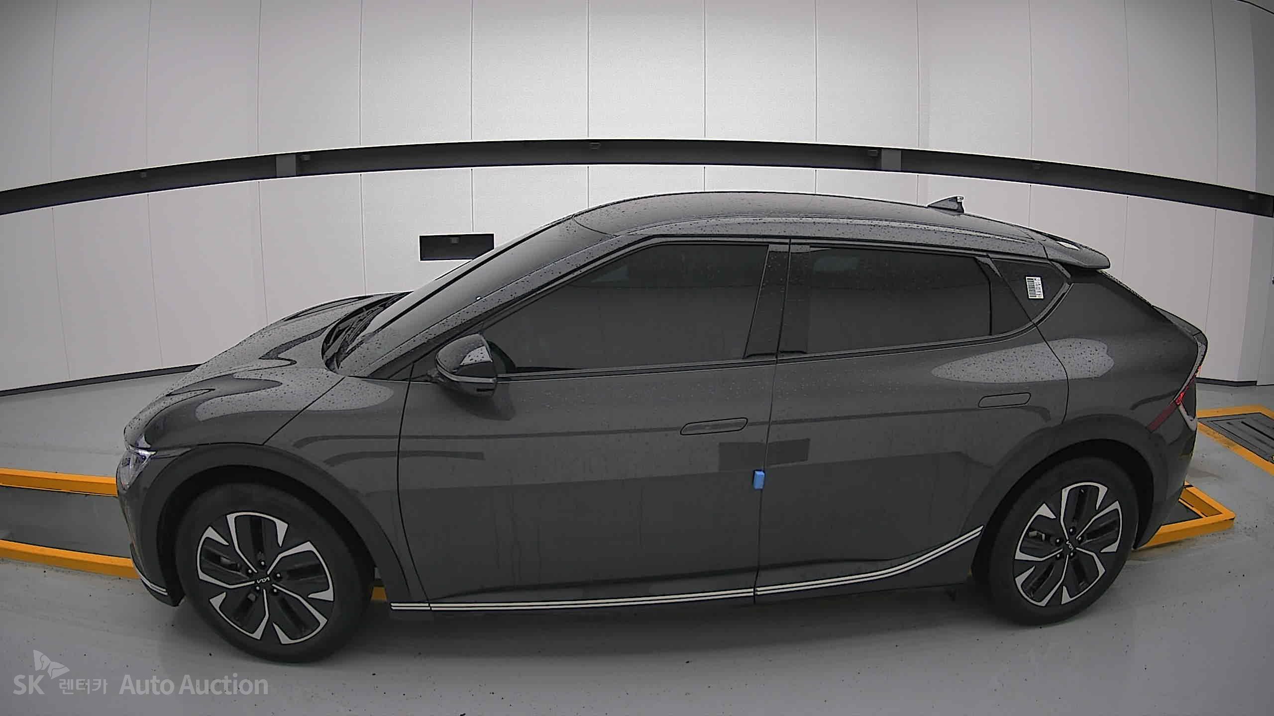 2022 - kia ev6