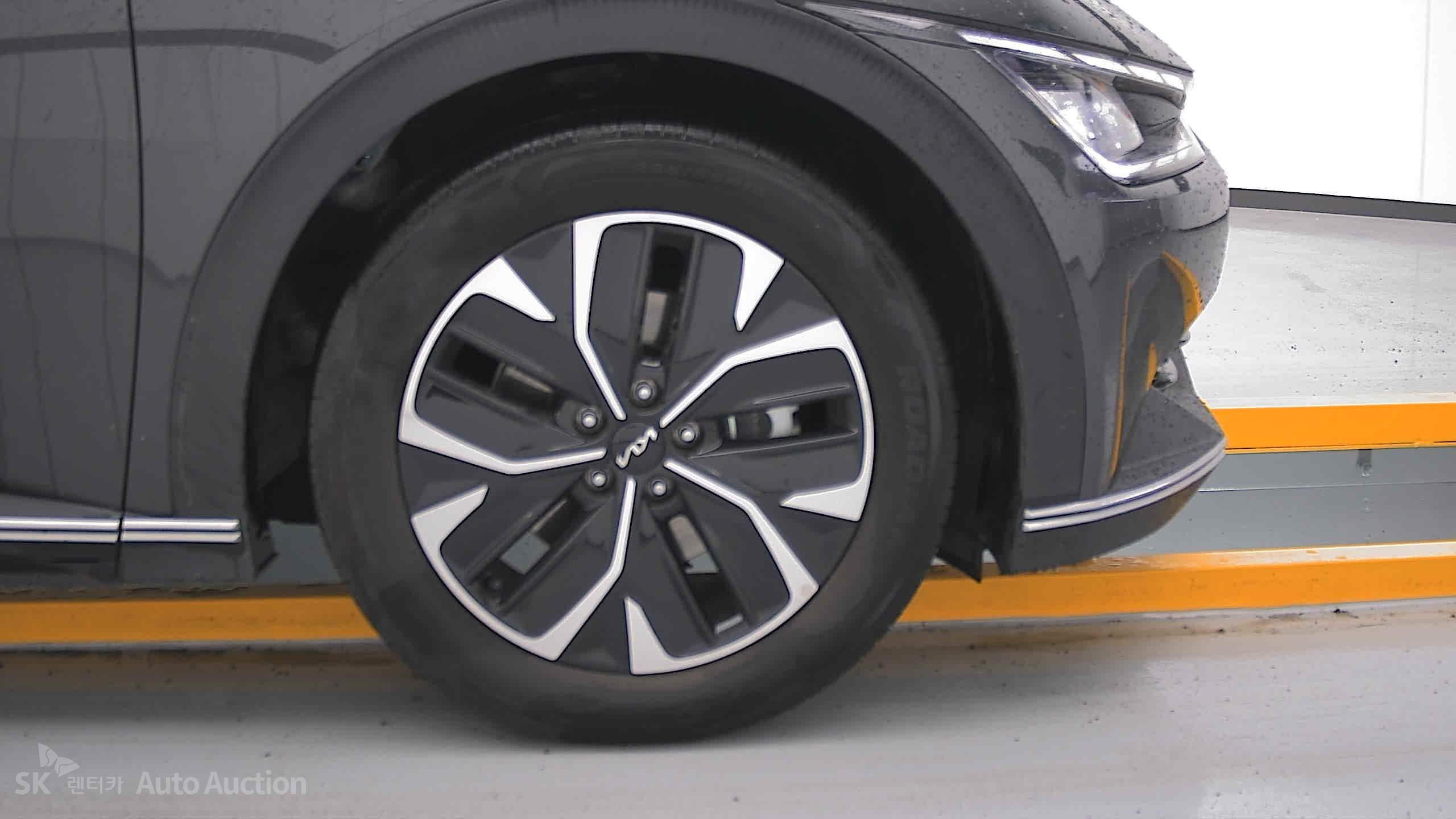 2022 - kia ev6