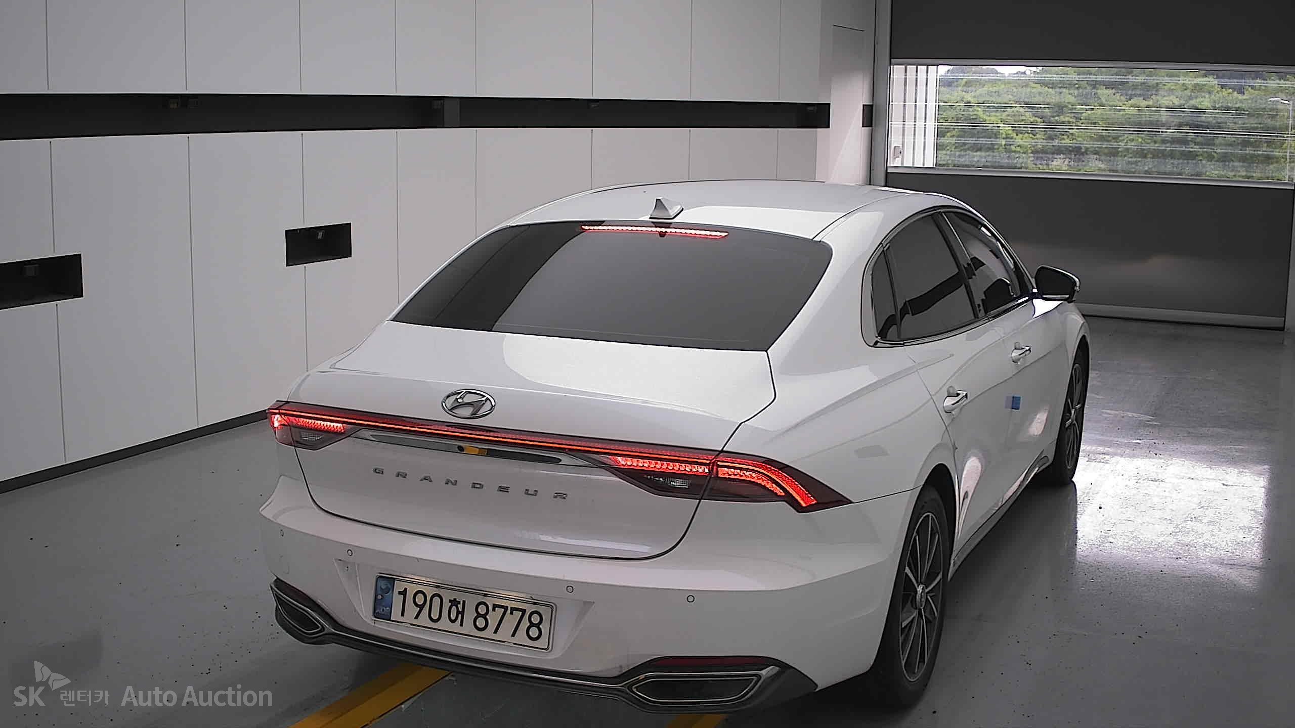 2022 - hyundai grandeur