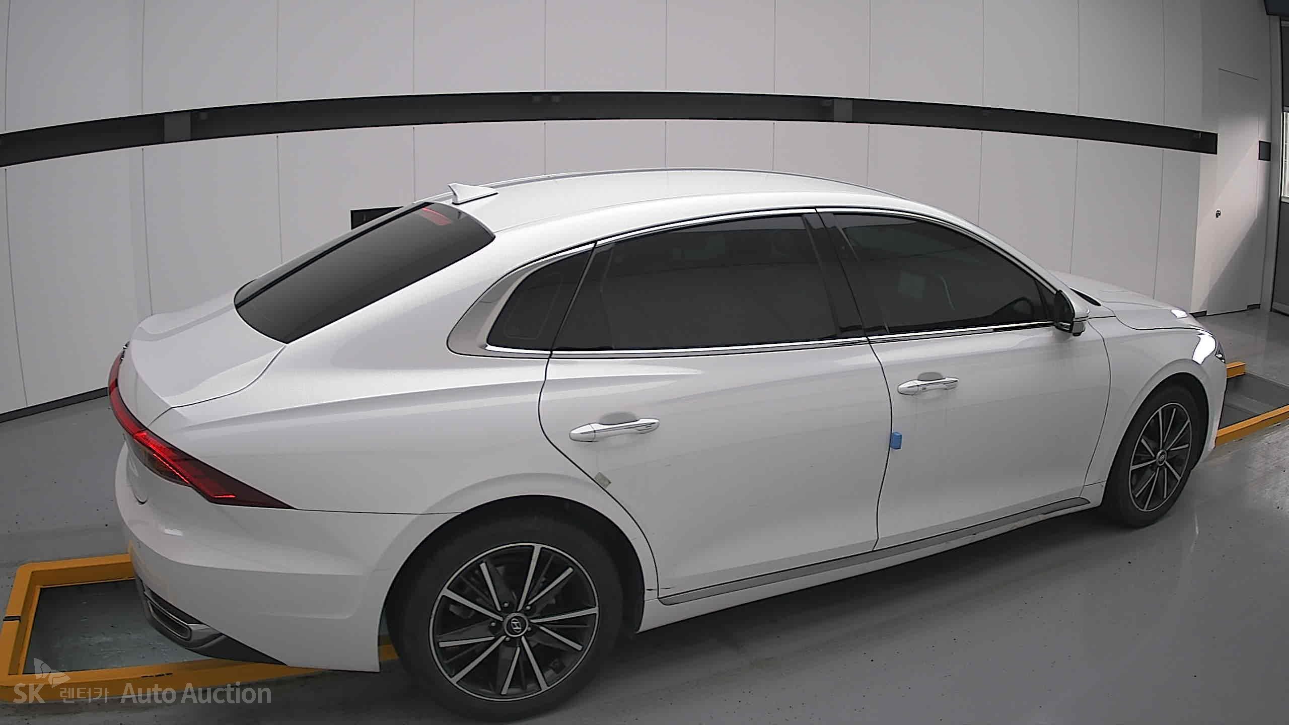 2022 - hyundai grandeur