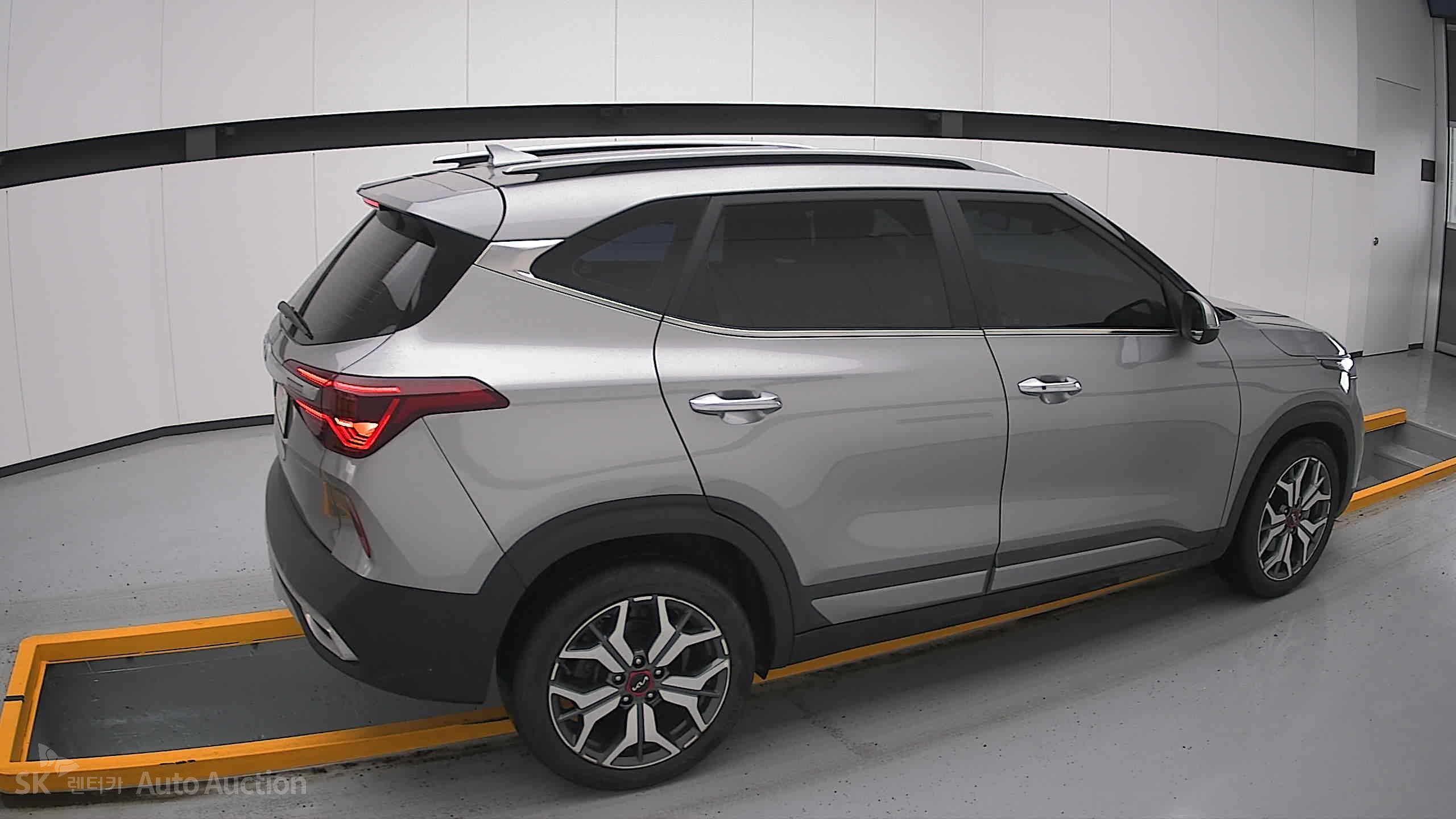 2023 - kia seltos