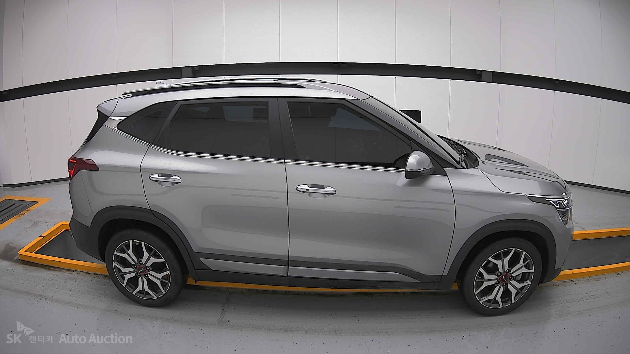 2023 - kia seltos