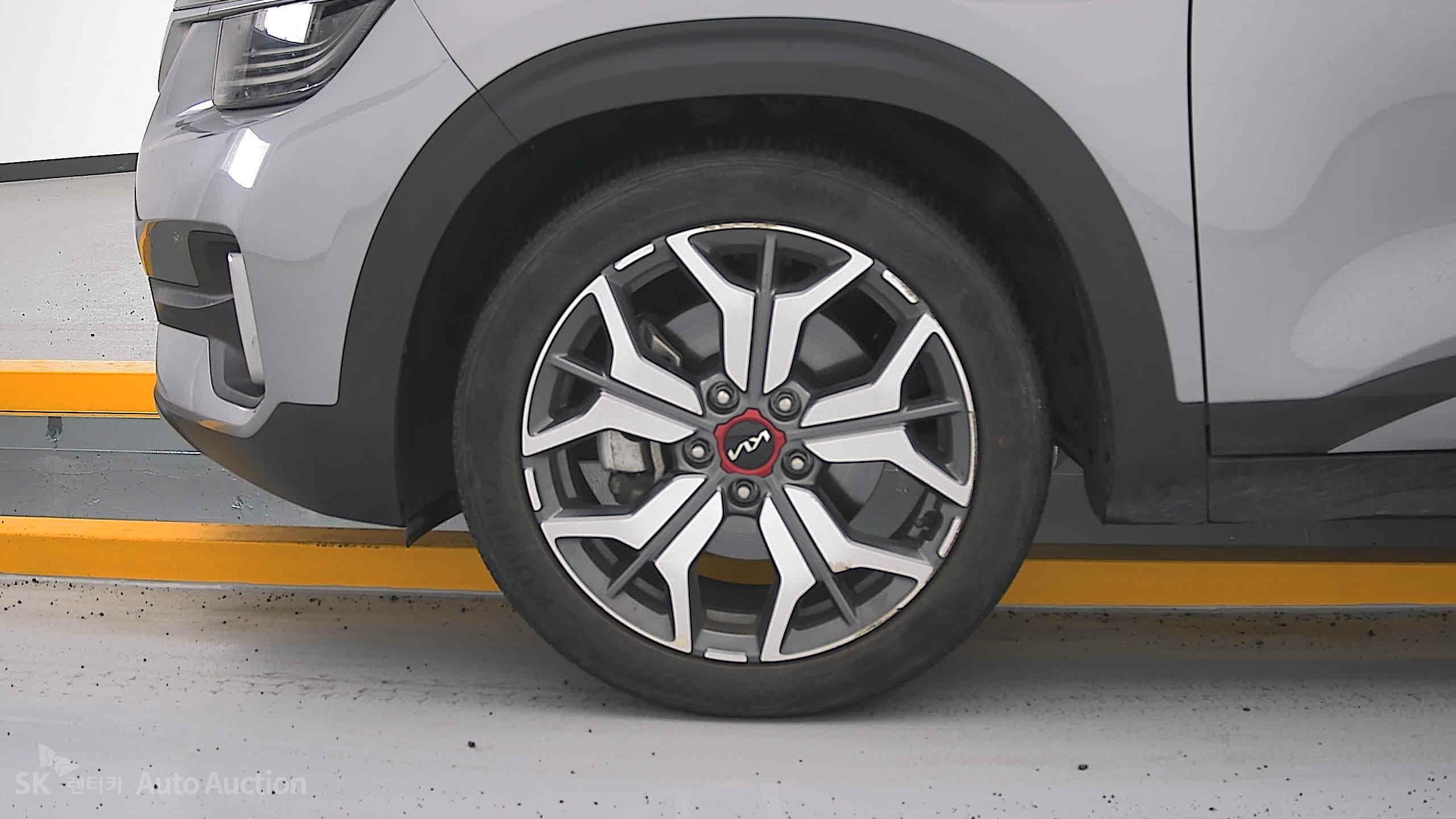 2023 - kia seltos