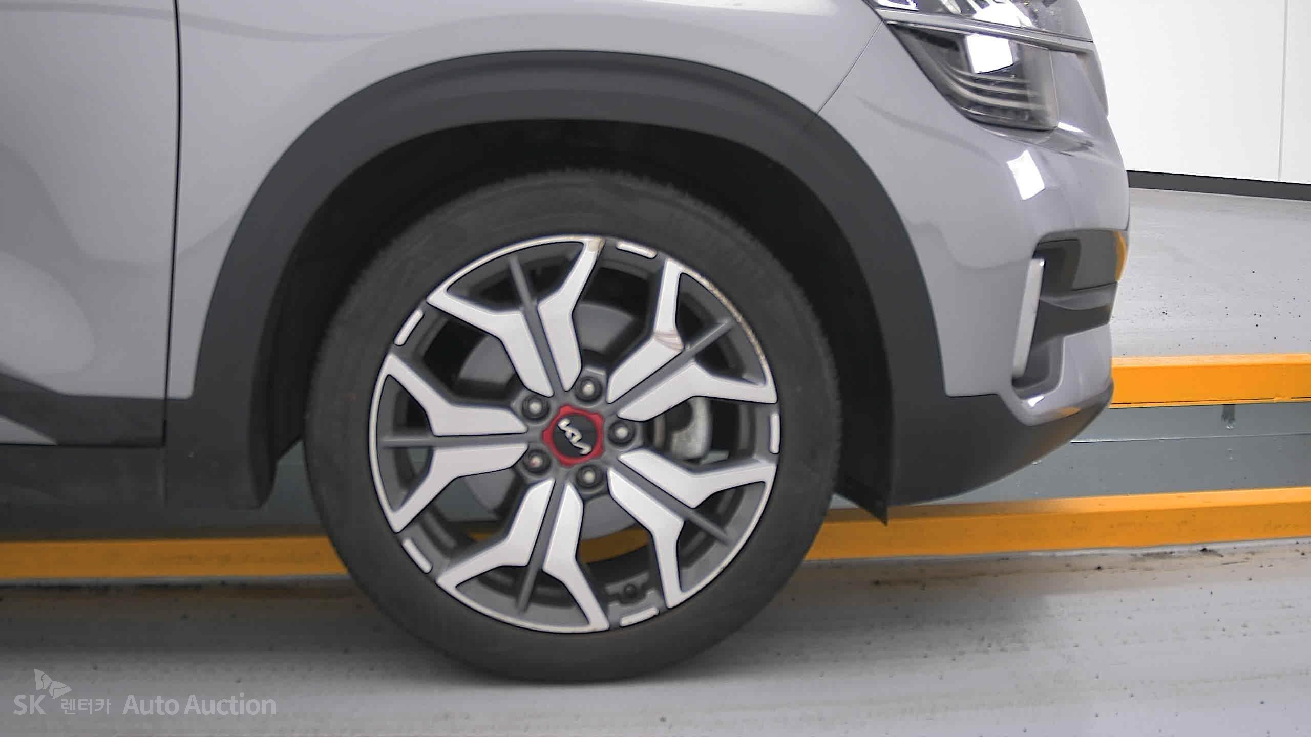 2023 - kia seltos