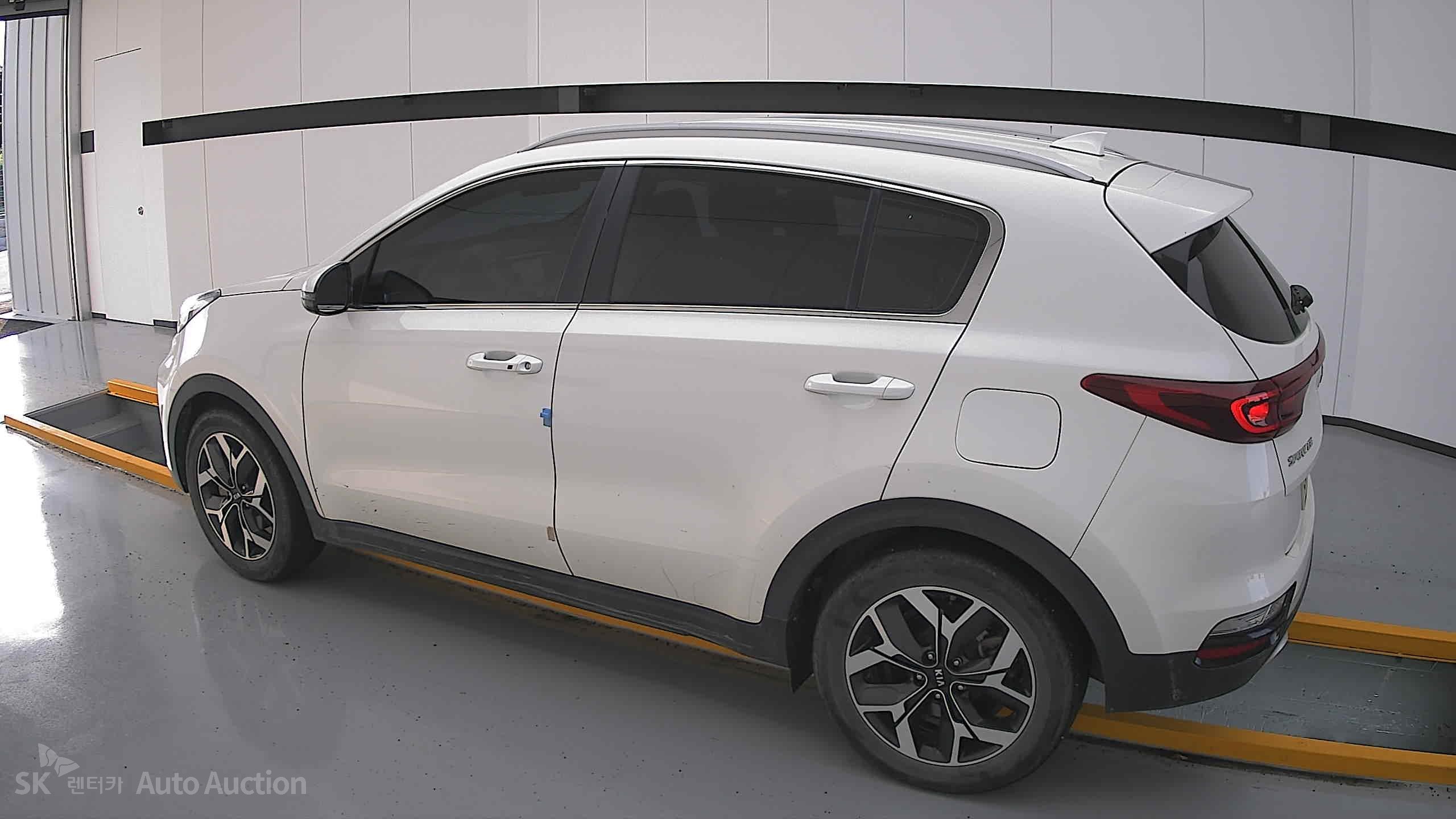 2022 - kia sportage