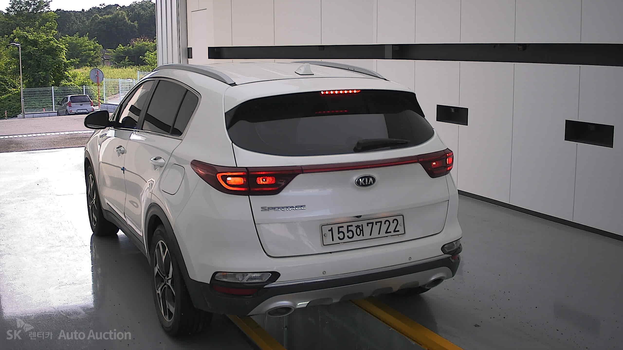 2022 - kia sportage