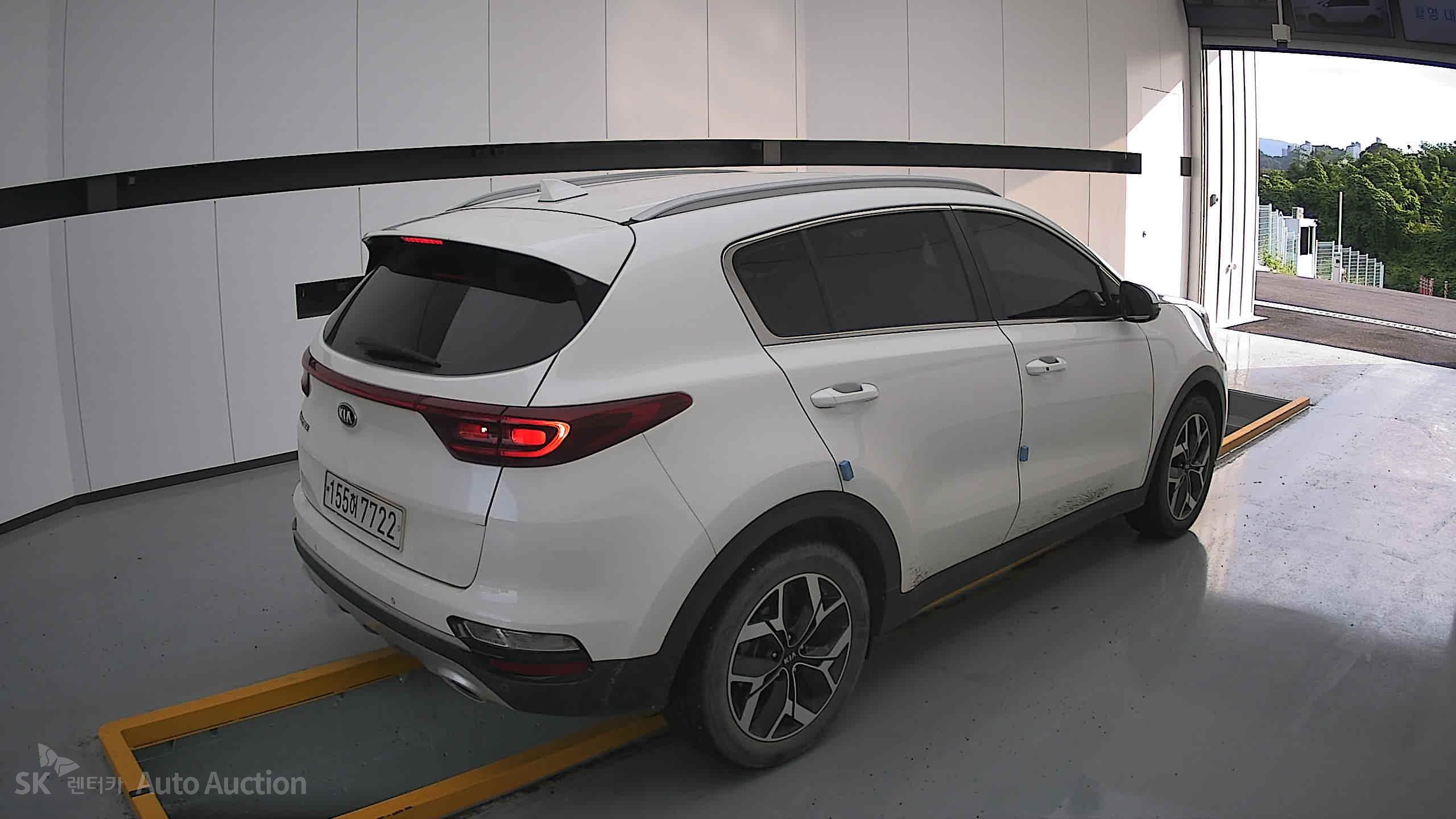 2022 - kia sportage