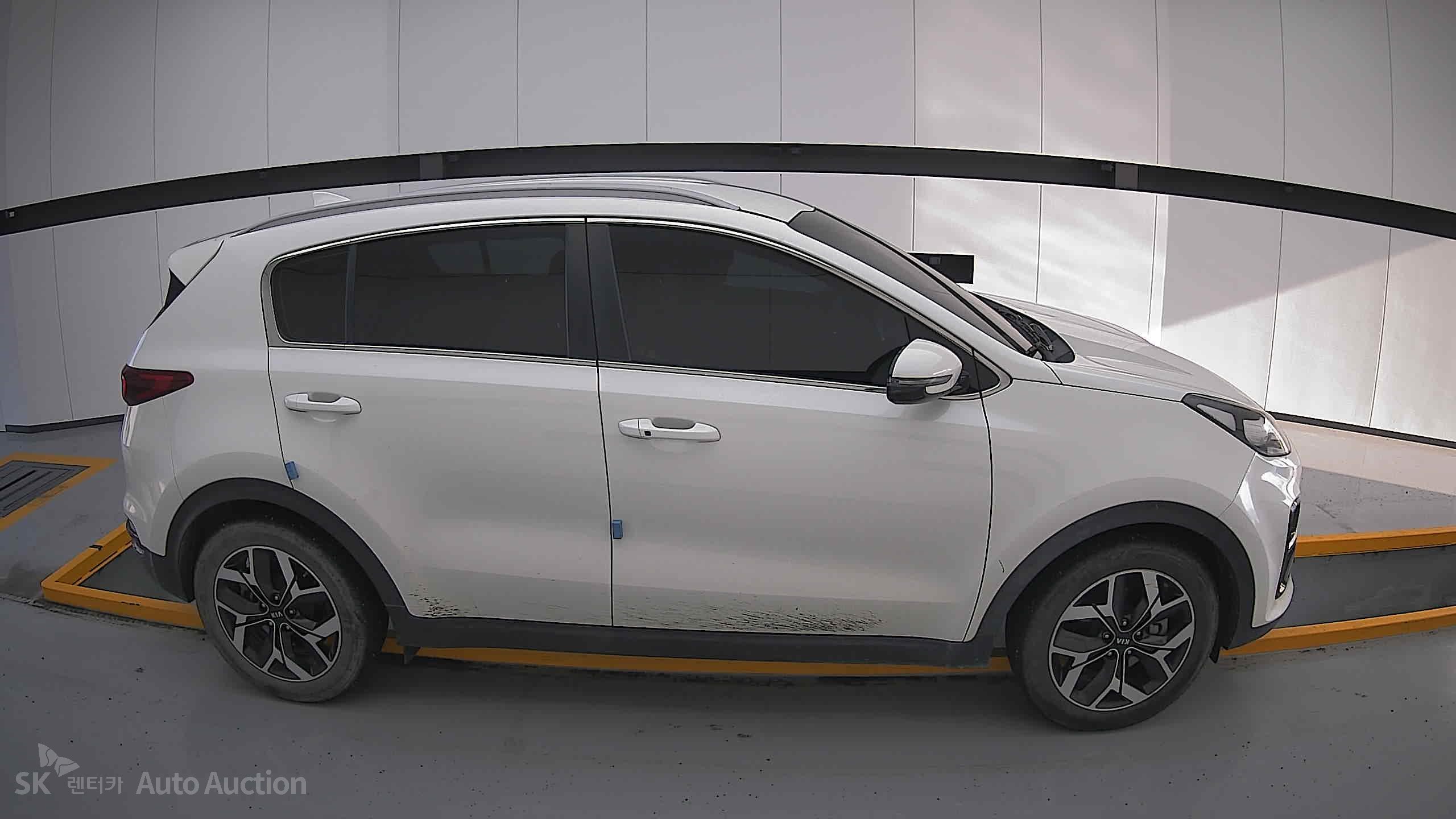 2022 - kia sportage